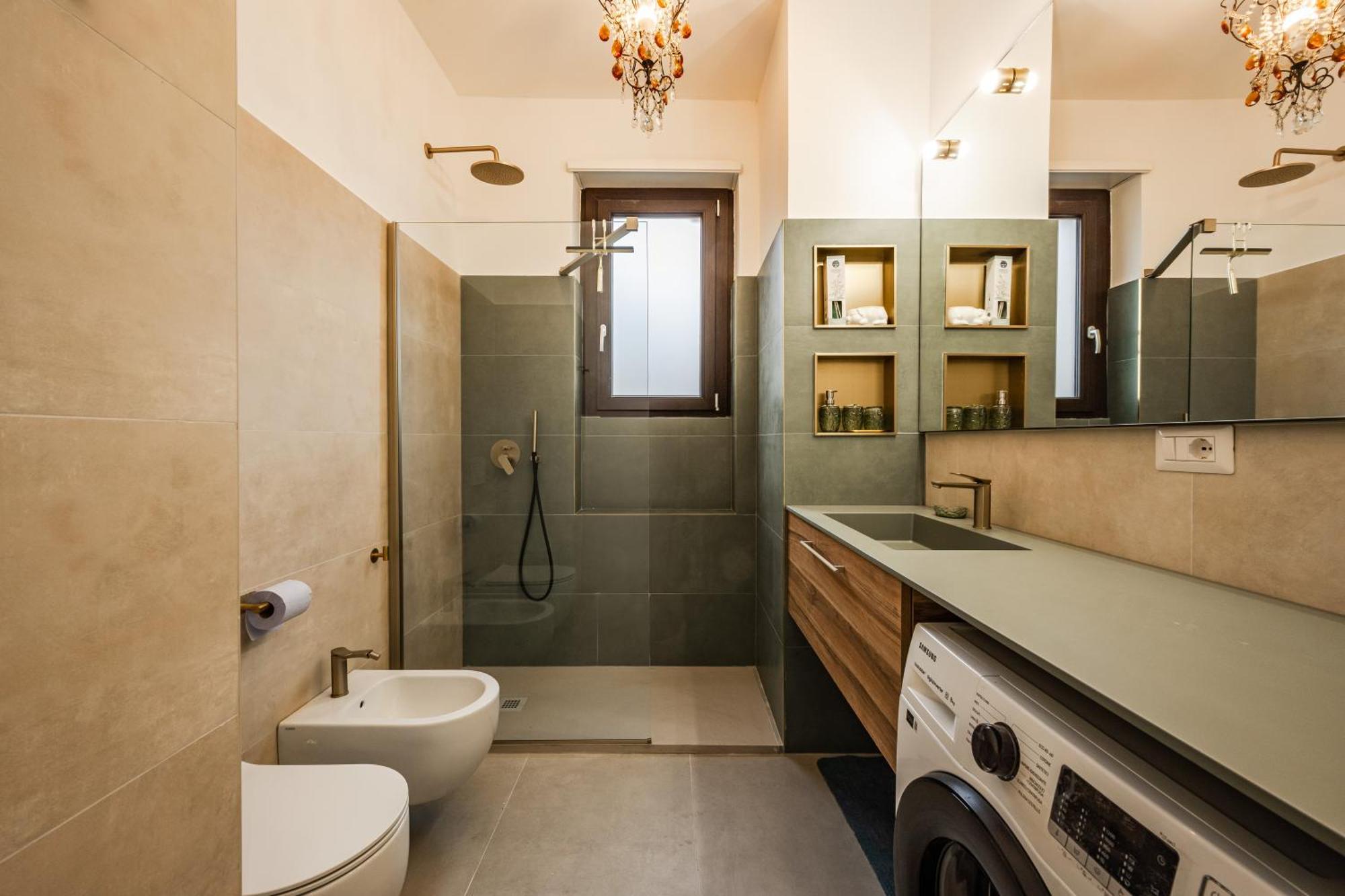 Charming Modern Near The Heart Of Milan