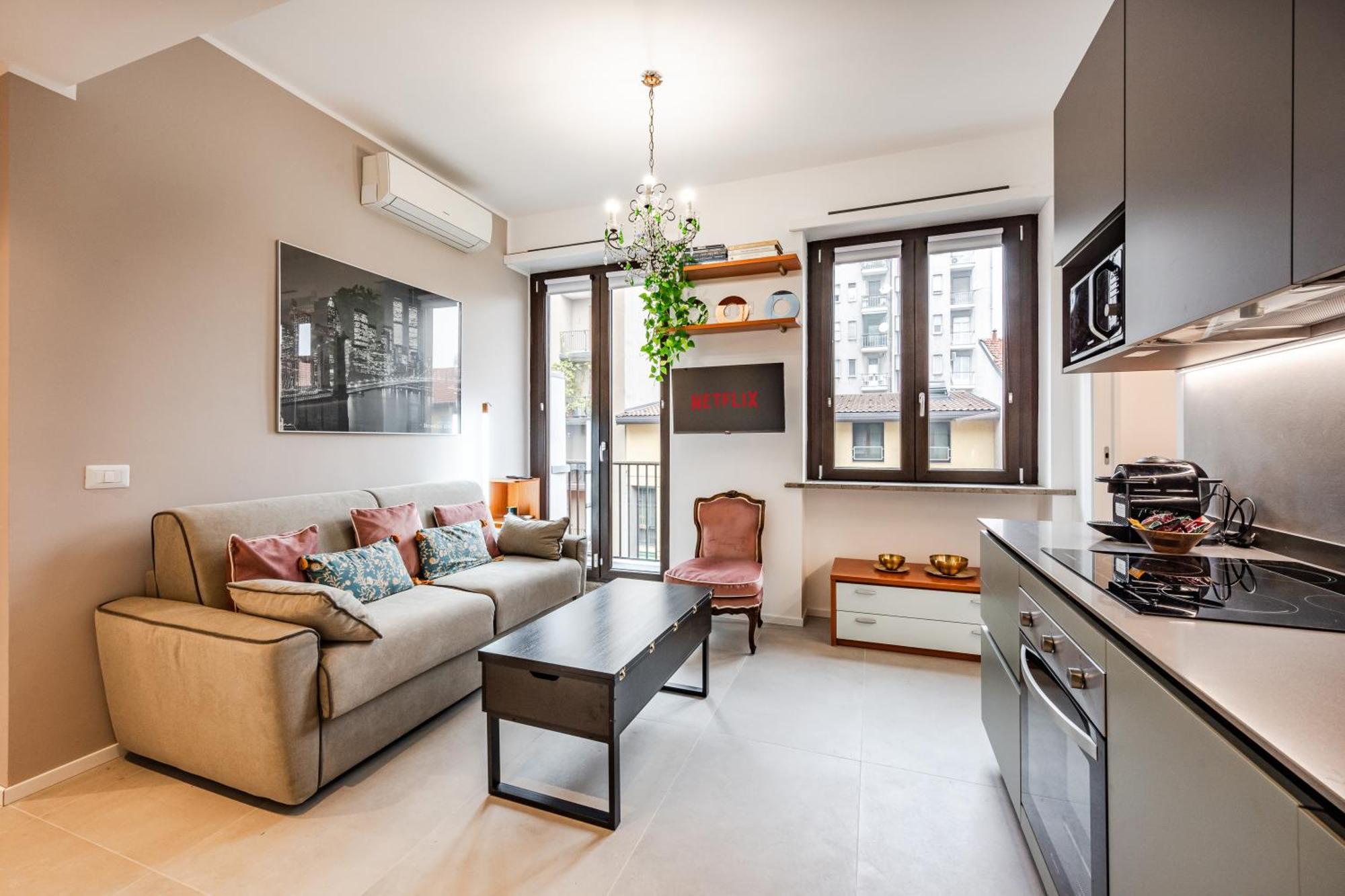 Charming Modern Near The Heart Of Apartment *