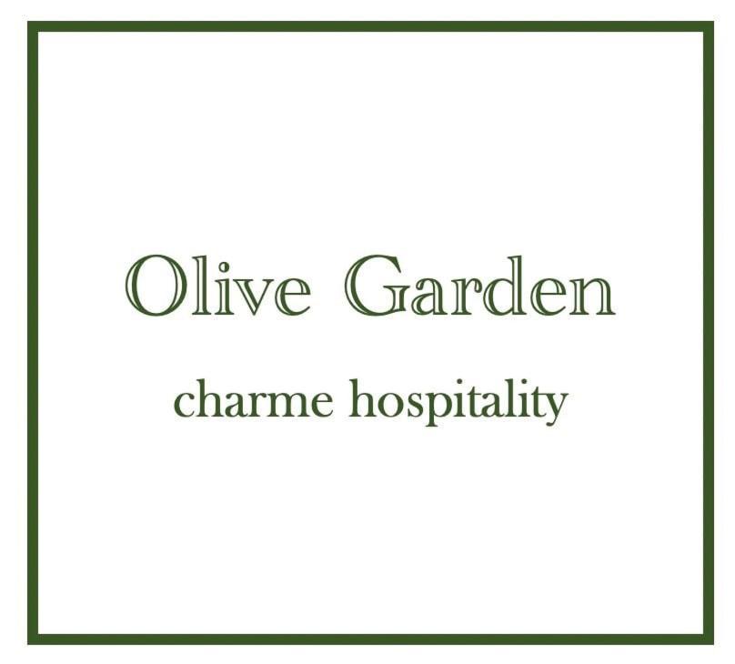 Olive Garden Stylish With Cozy Terrace Apartment Milan