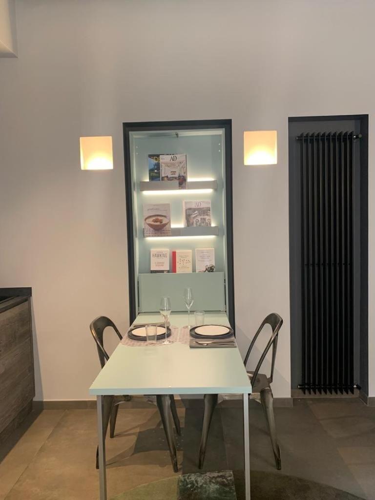 Olive Garden Stylish With Cozy Terrace Apartment Milan