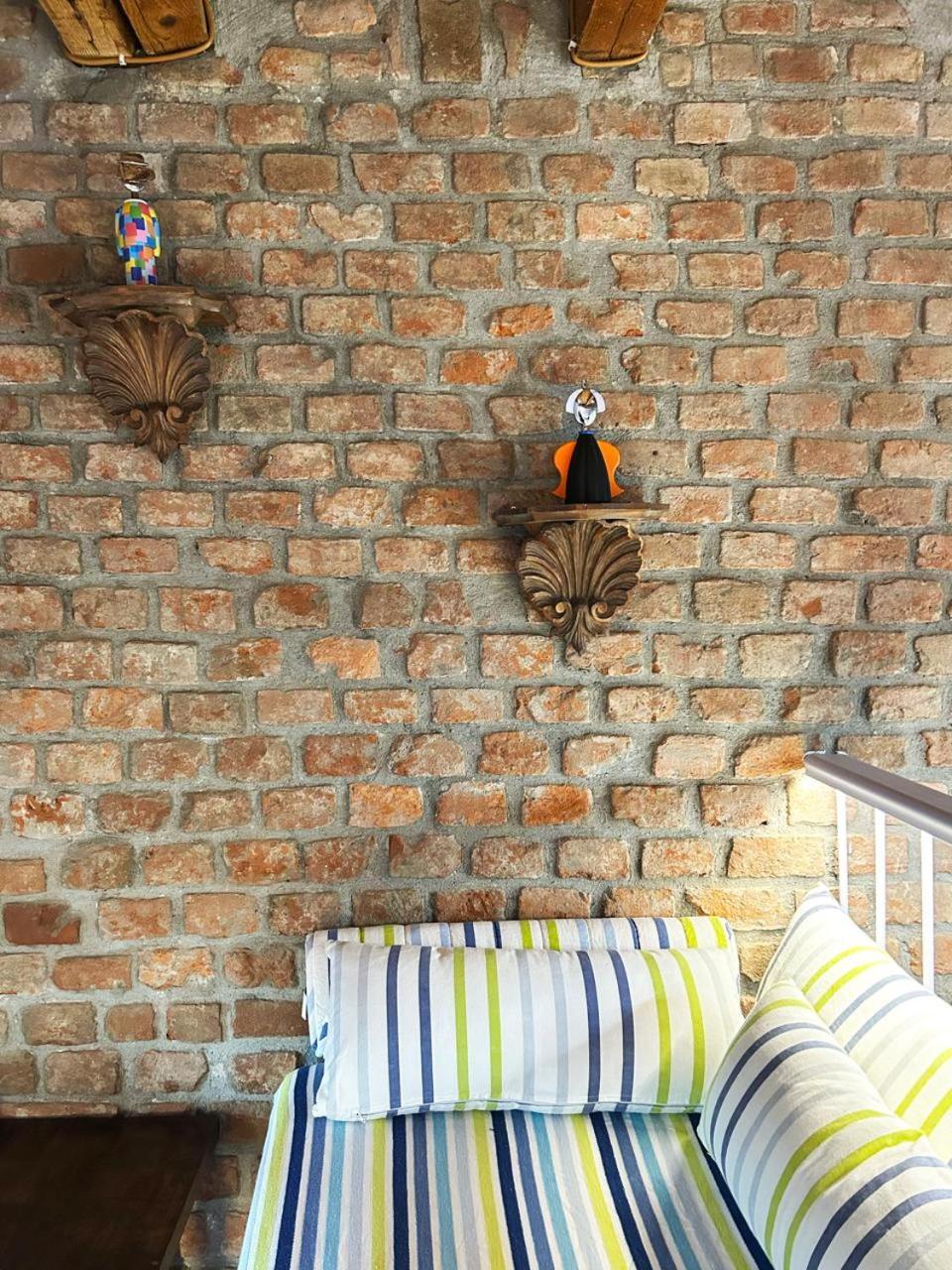 Casa de hóspedes With Terrace And Loft With Garden In Naviglio Pavese