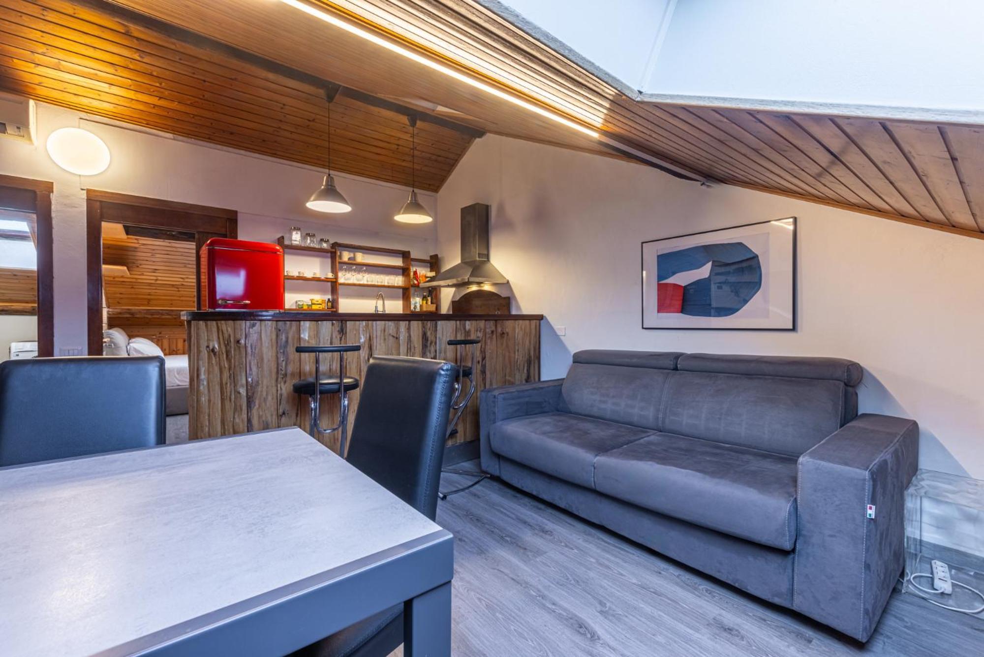 Castaldi 33 By Cortivo House * Milan