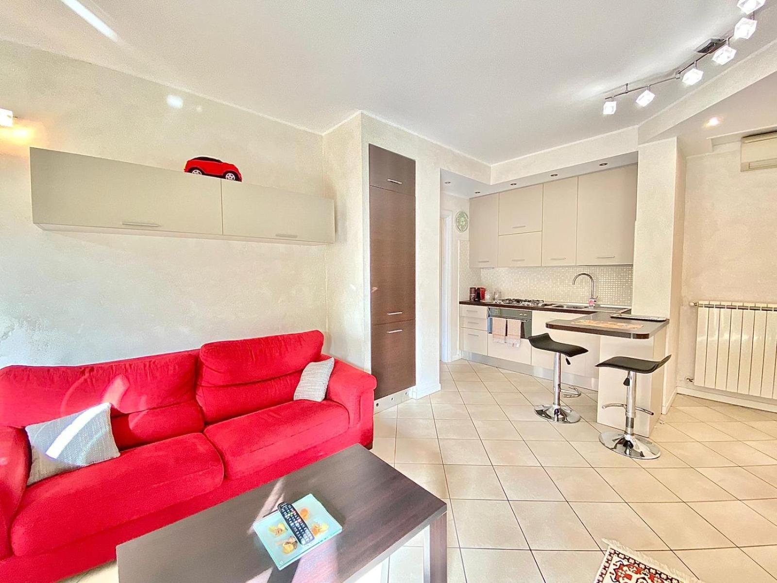 Apartment Nel Cuore Di Viale Certosa Milano, Comodo Per Raggiungere Centro Storico, Rho Fiera Milano, Eventi E Concerti, Con Parcheggio Privato Interno A Scelta Milan