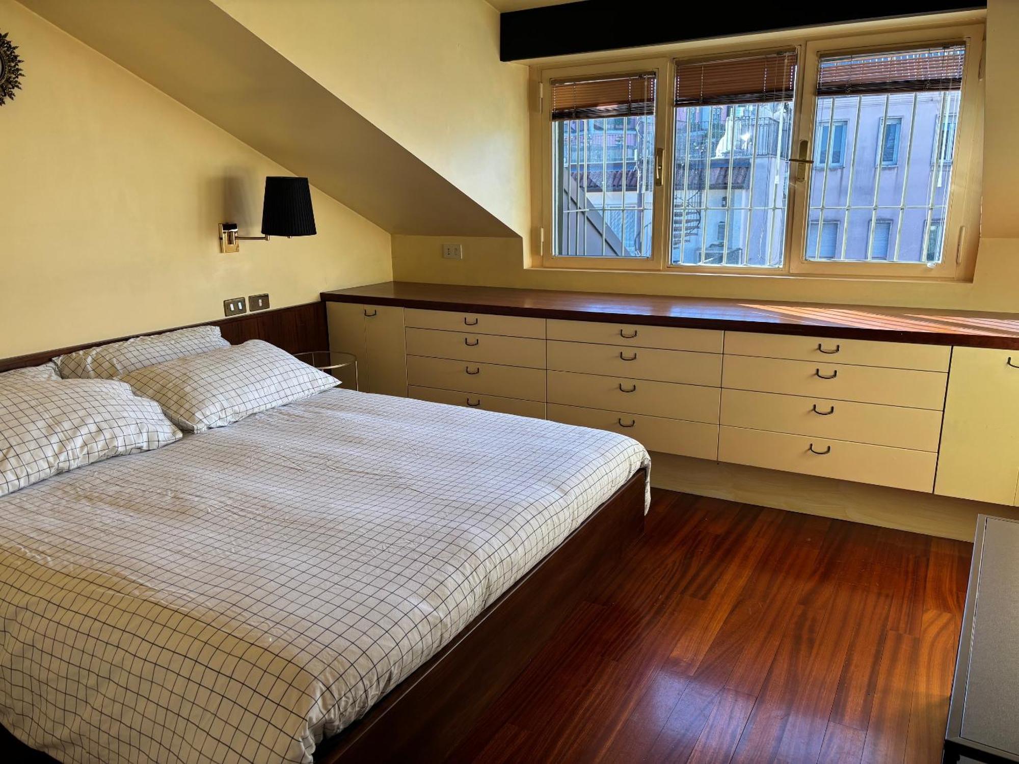Penthouse In Fashion District Of Milan, Close To Montenapoleone, Duomo, Scala Apartment Milan