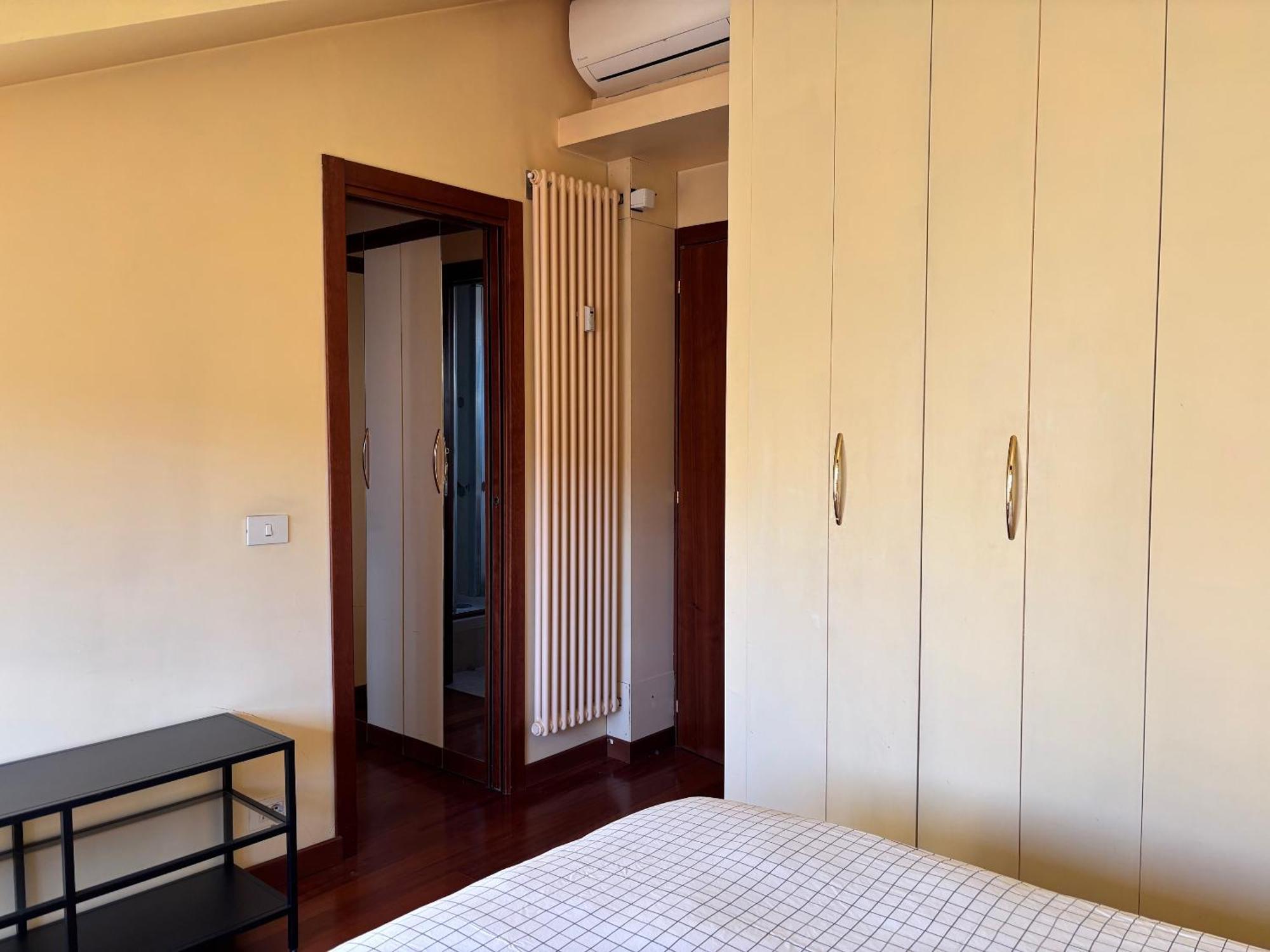 Penthouse In Fashion District Of Milan, Close To Montenapoleone, Duomo, Scala