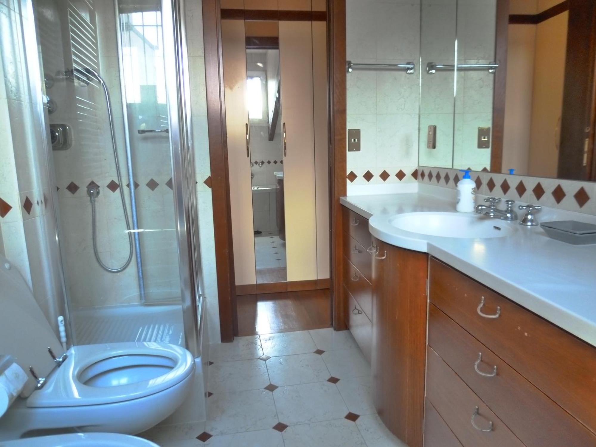 Penthouse In Fashion District Of Milan, Close To Montenapoleone, Duomo, Scala Apartment *