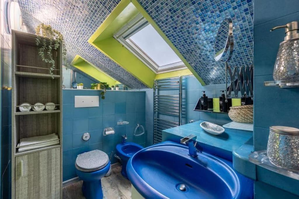 10' From Station-300 M From The Metro Apartment Milan