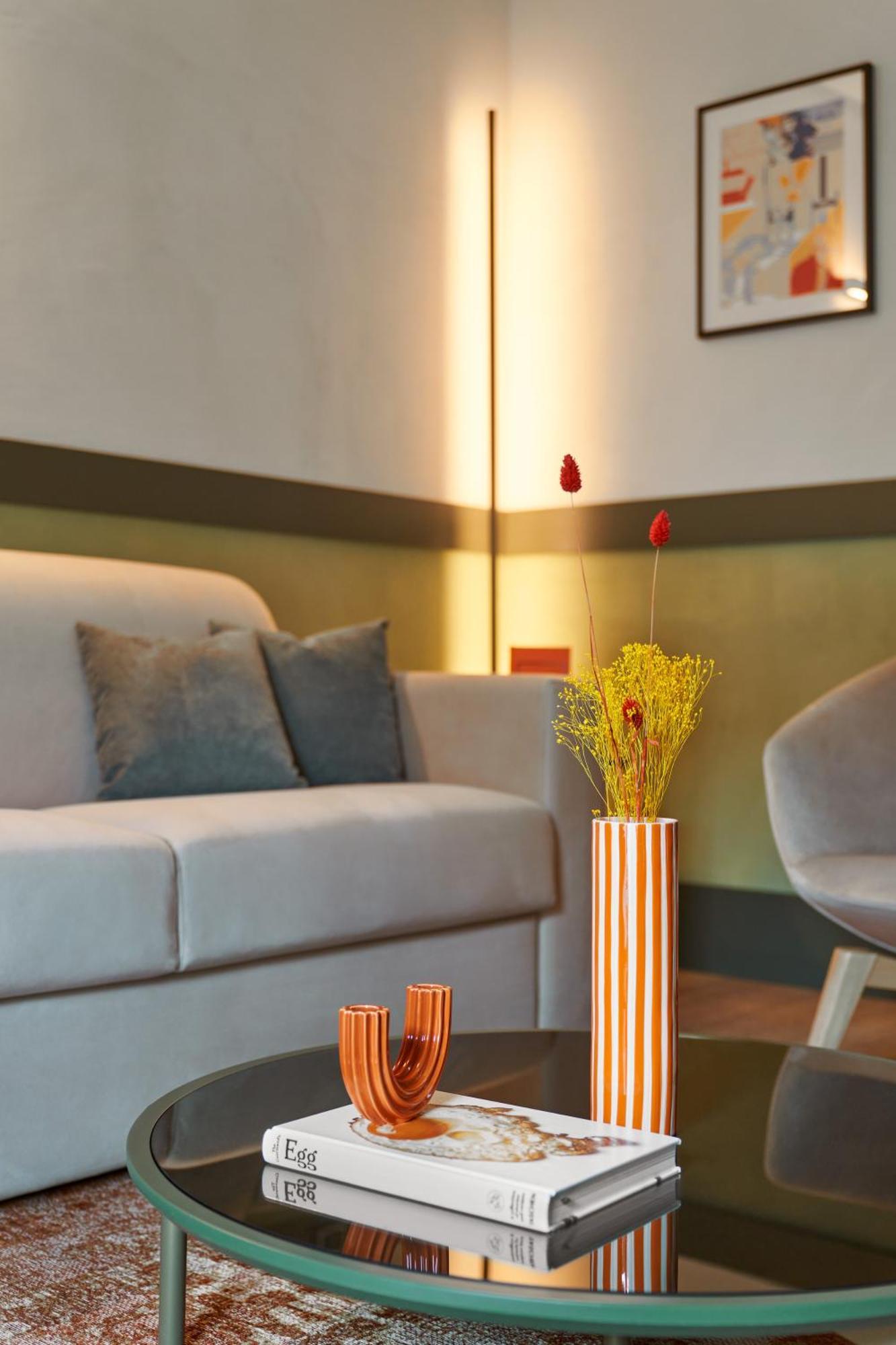 Nemi Hotel Milão