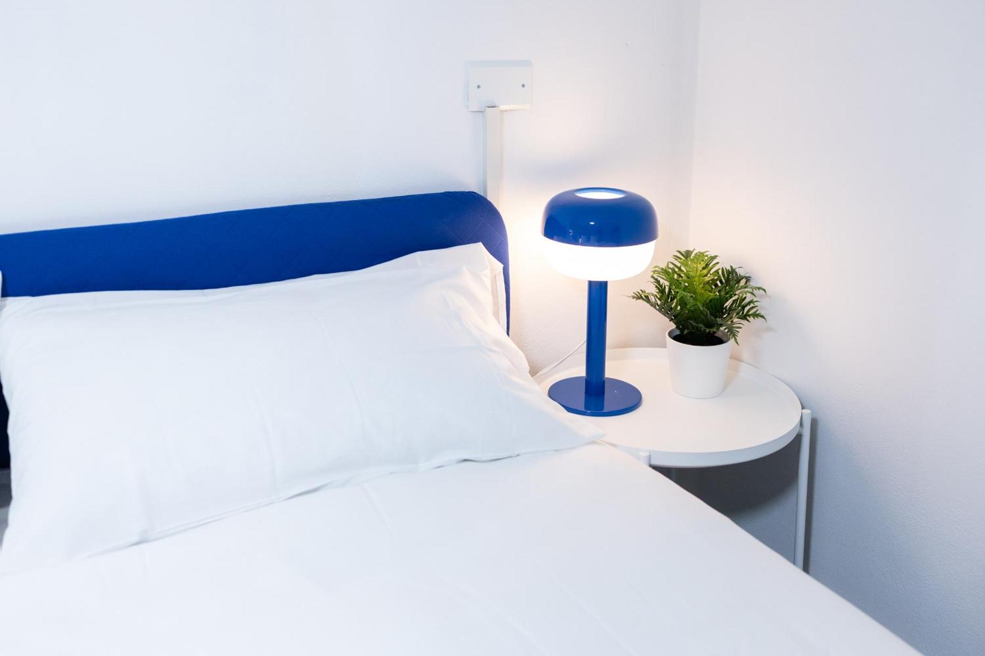 Blue Loft In The Heart Of Milan, Next To Metro Station Apartment