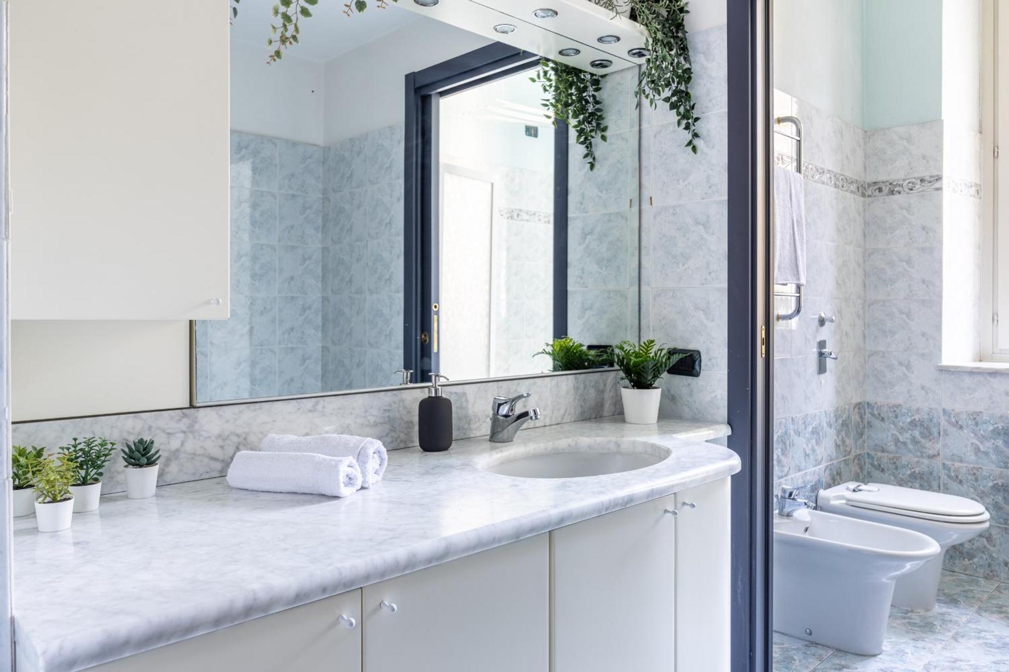 Apartment Blue Loft In The Heart Of Milan, Next To Metro Station *
