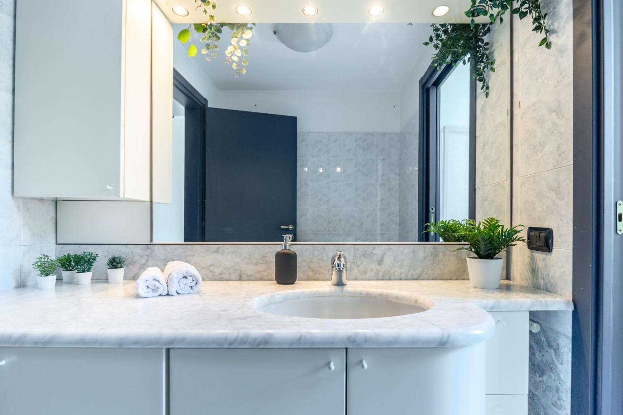 Blue Loft In The Heart Of Milan, Next To Metro Station Apartment