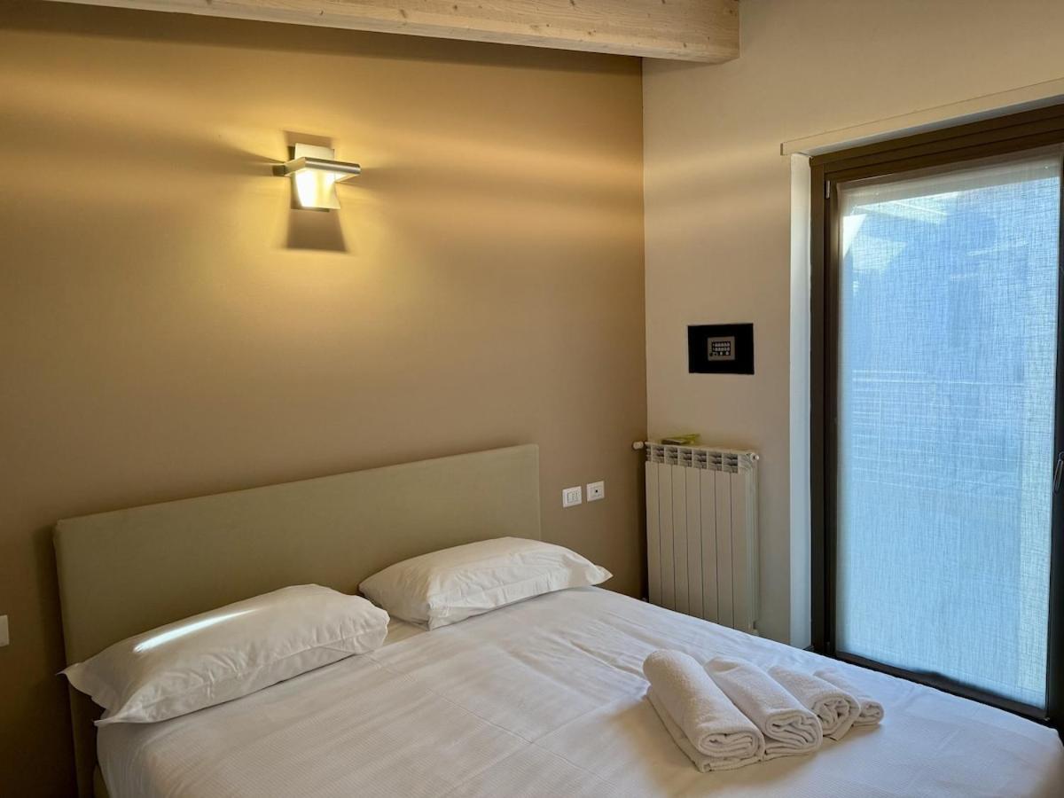Apartment Dingo's House - 5 Minutes From M3 *