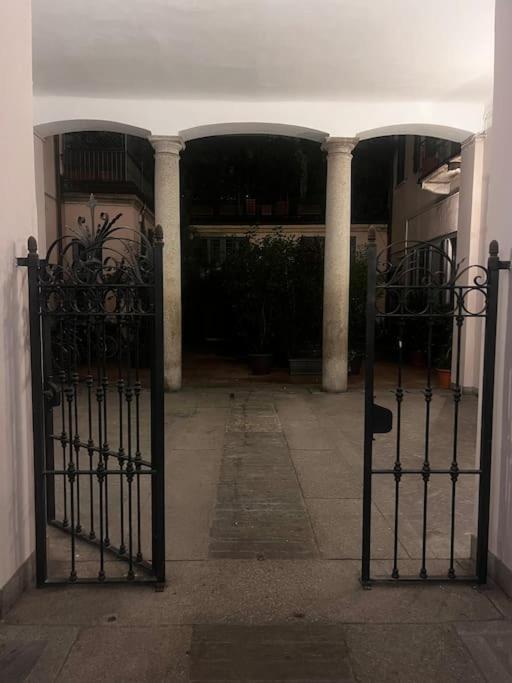 Apartment Appartamentoarchimede5 *