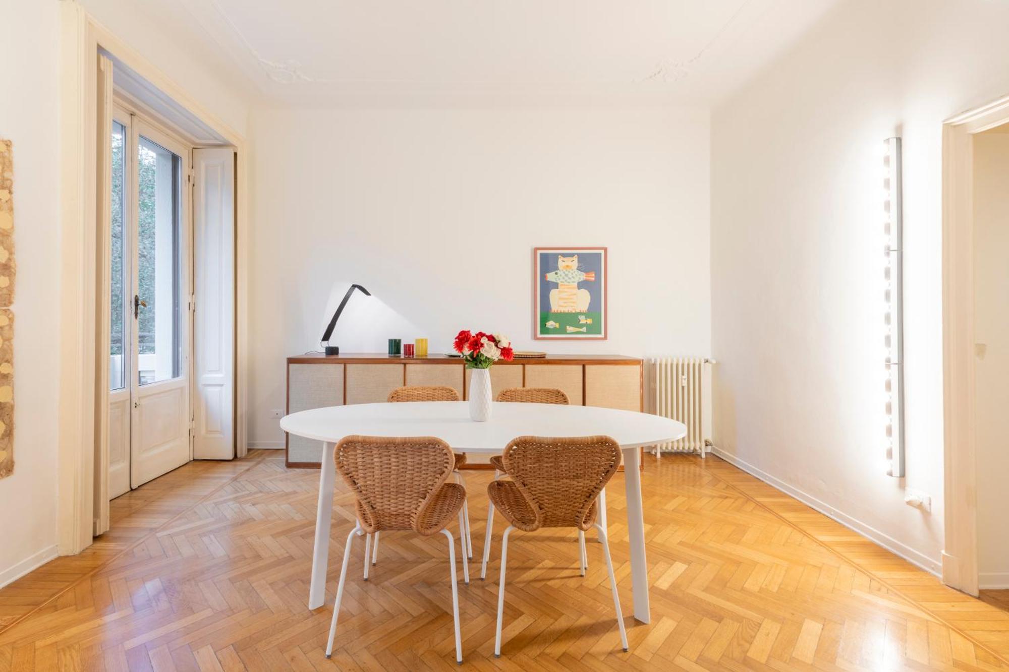 Ercole Ferrario 12 - Ampio E Luminoso Apartment
