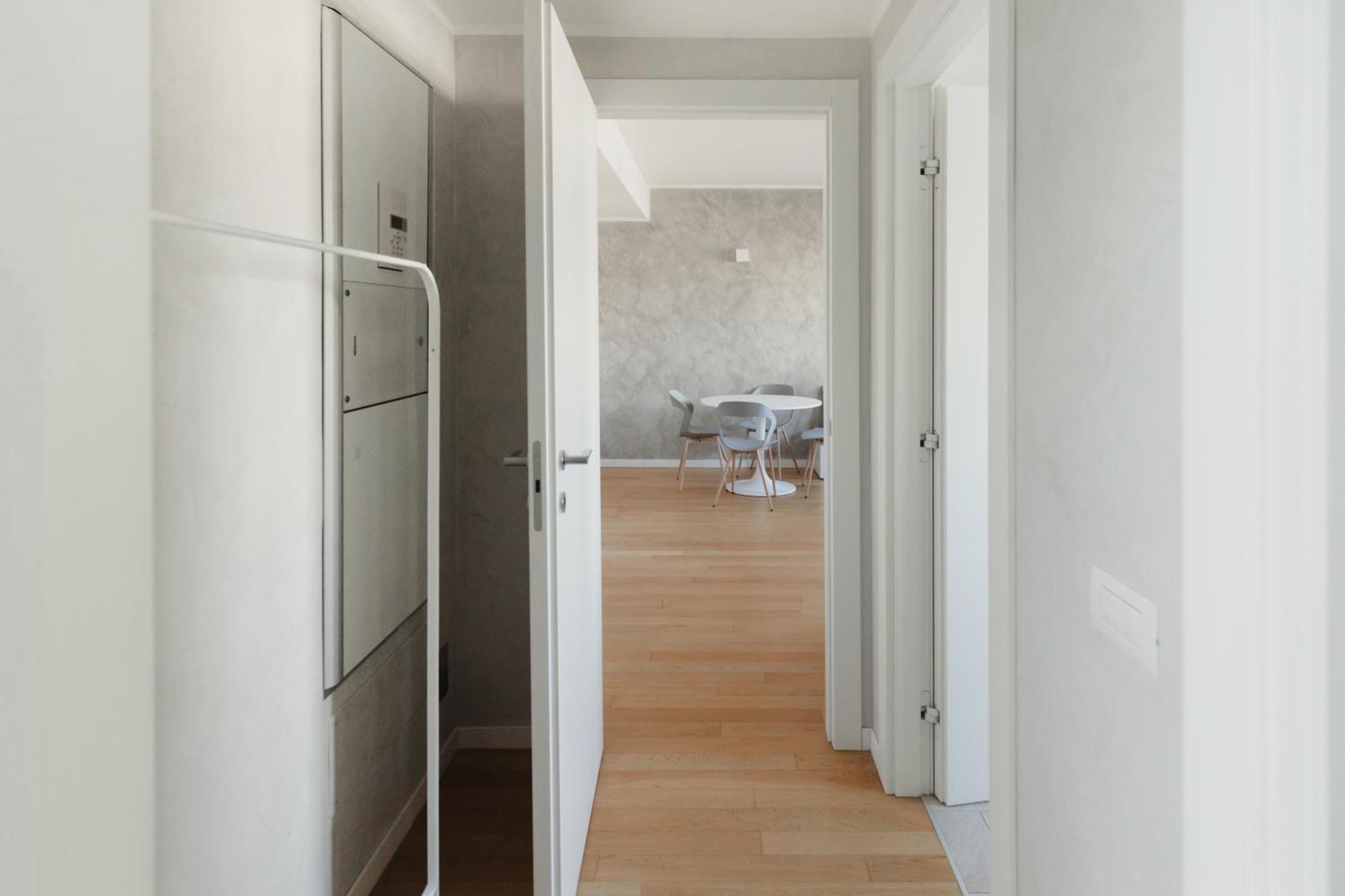 Apartment Gohost - Modern With Private Terrace Near Duomo Milan