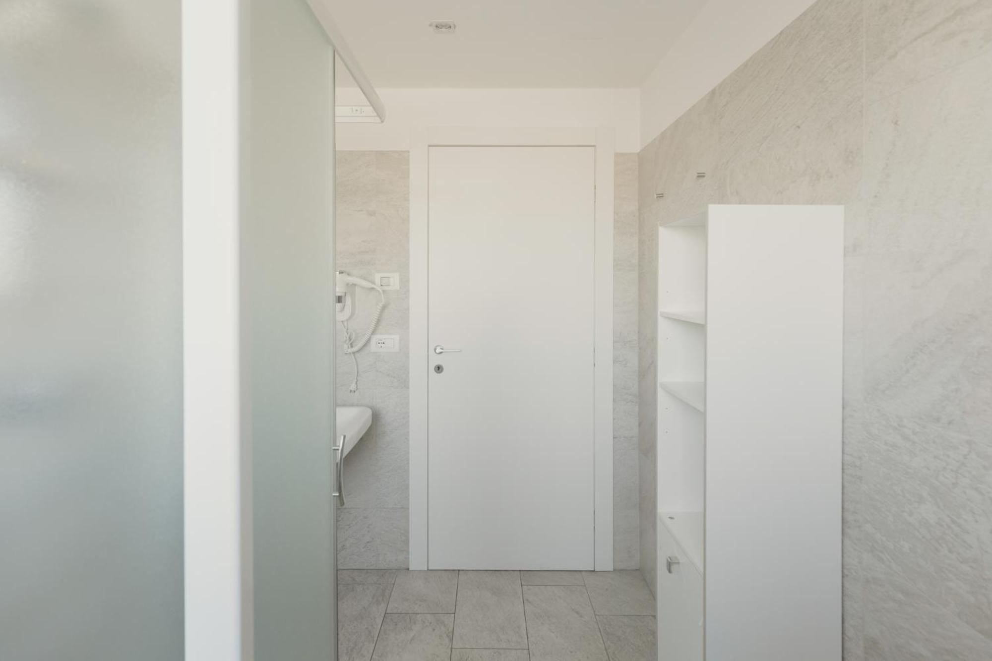 Gohost - Modern With Private Terrace Near Duomo * Milan