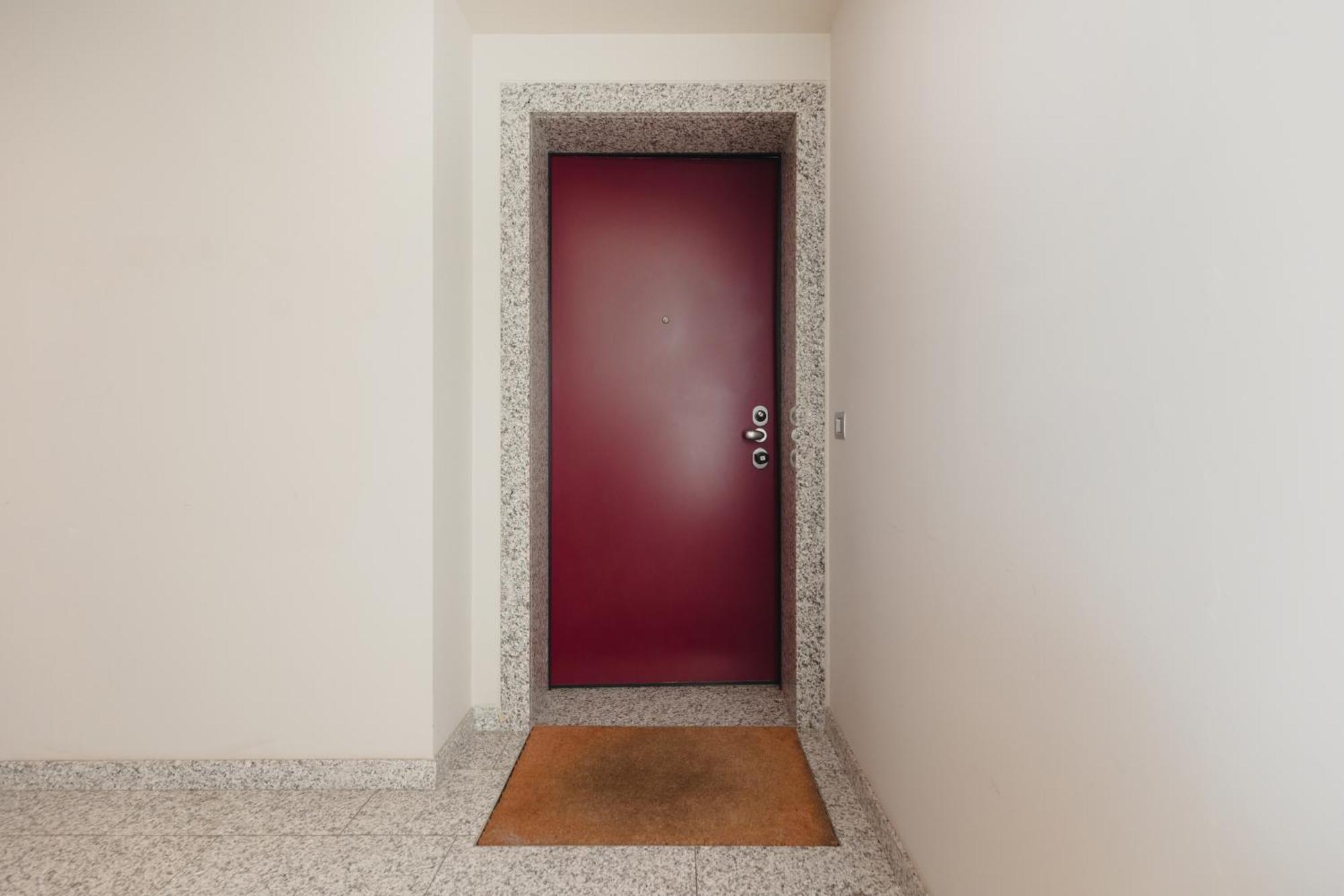 Gohost - Modern With Private Terrace Near Duomo Apartment *