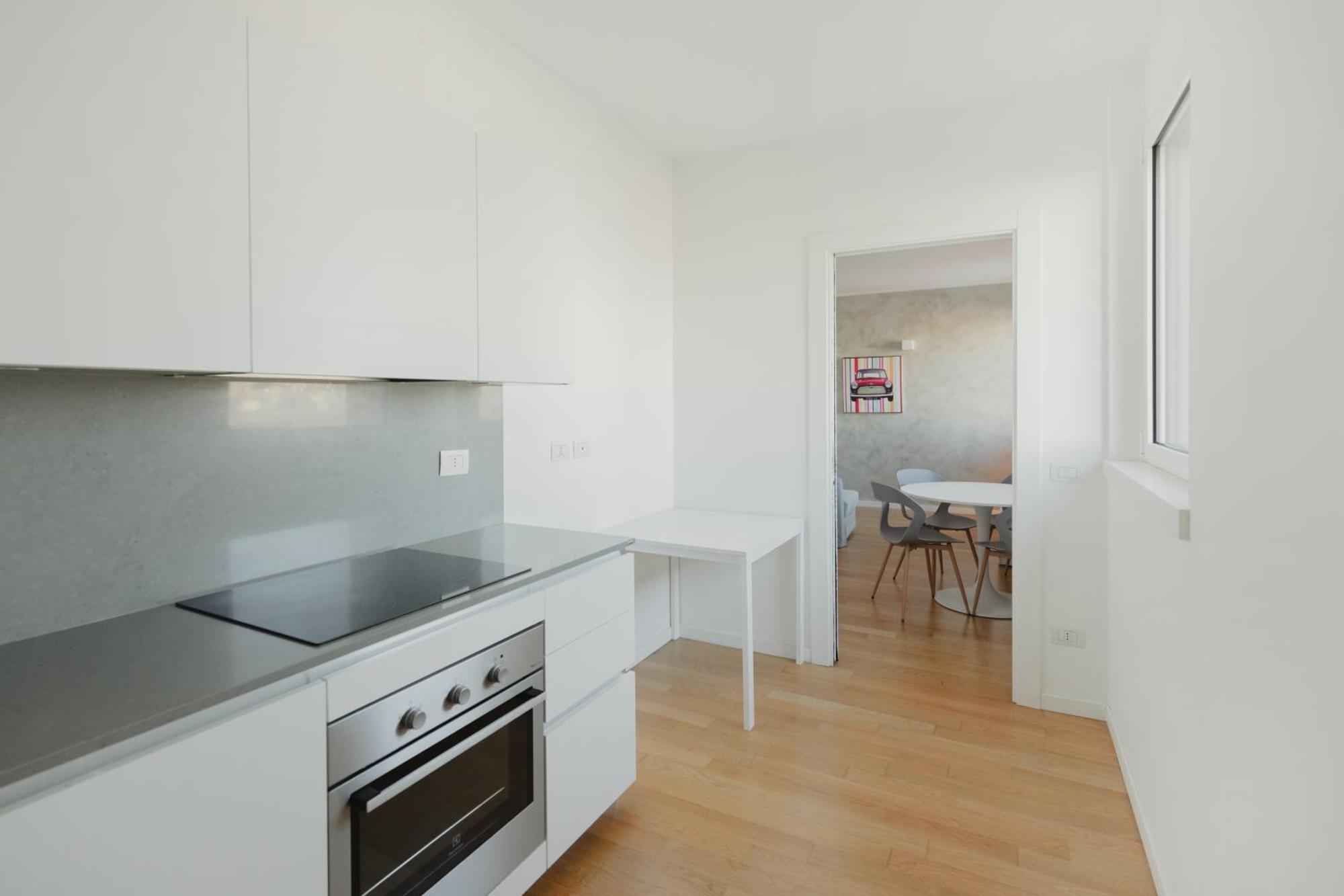 Gohost - Modern With Private Terrace Near Duomo Apartment