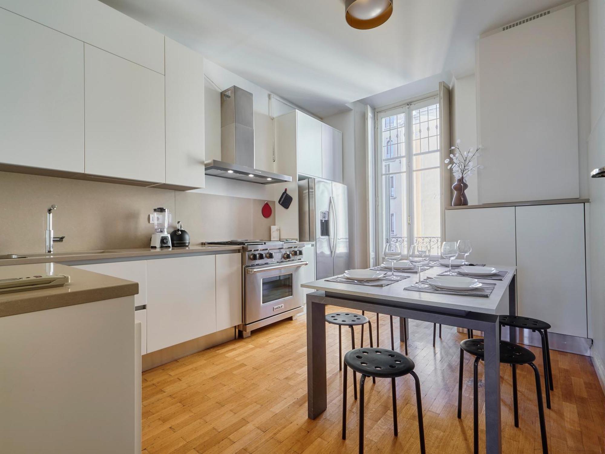 Elegante Quadrilocale Conciliazione - Mirable Pm Apartment Milan