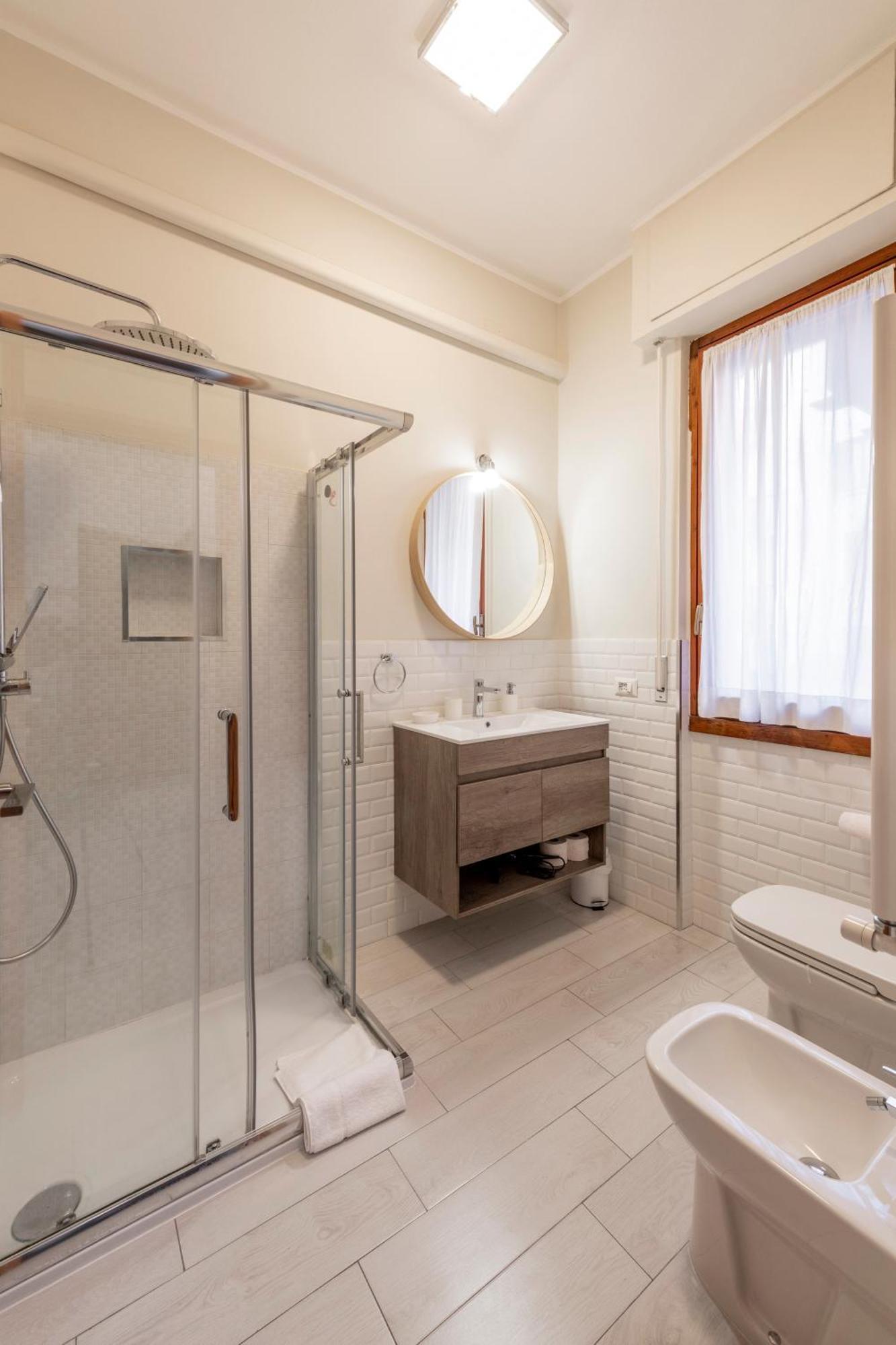 De Angeli, Vicino A Fiera, Duomo, San Siro Apartamento Milão