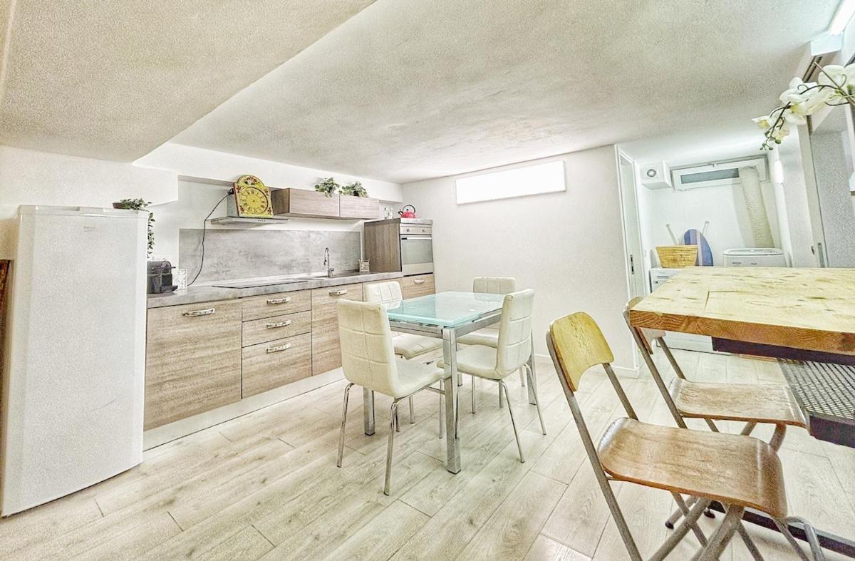 Cozy Basement Navigli Apartment Milan