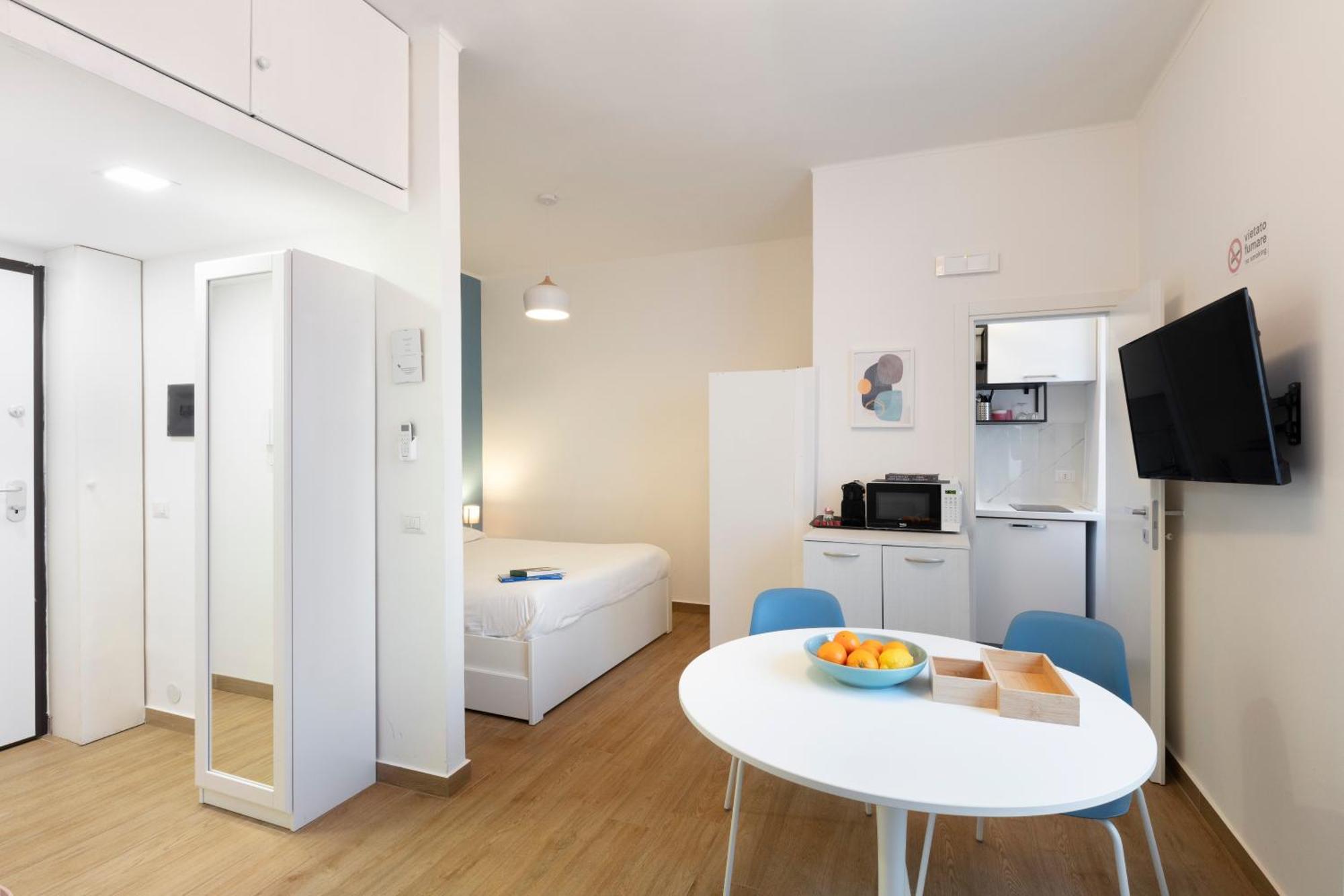 Apartment Lomellina 13 Milan