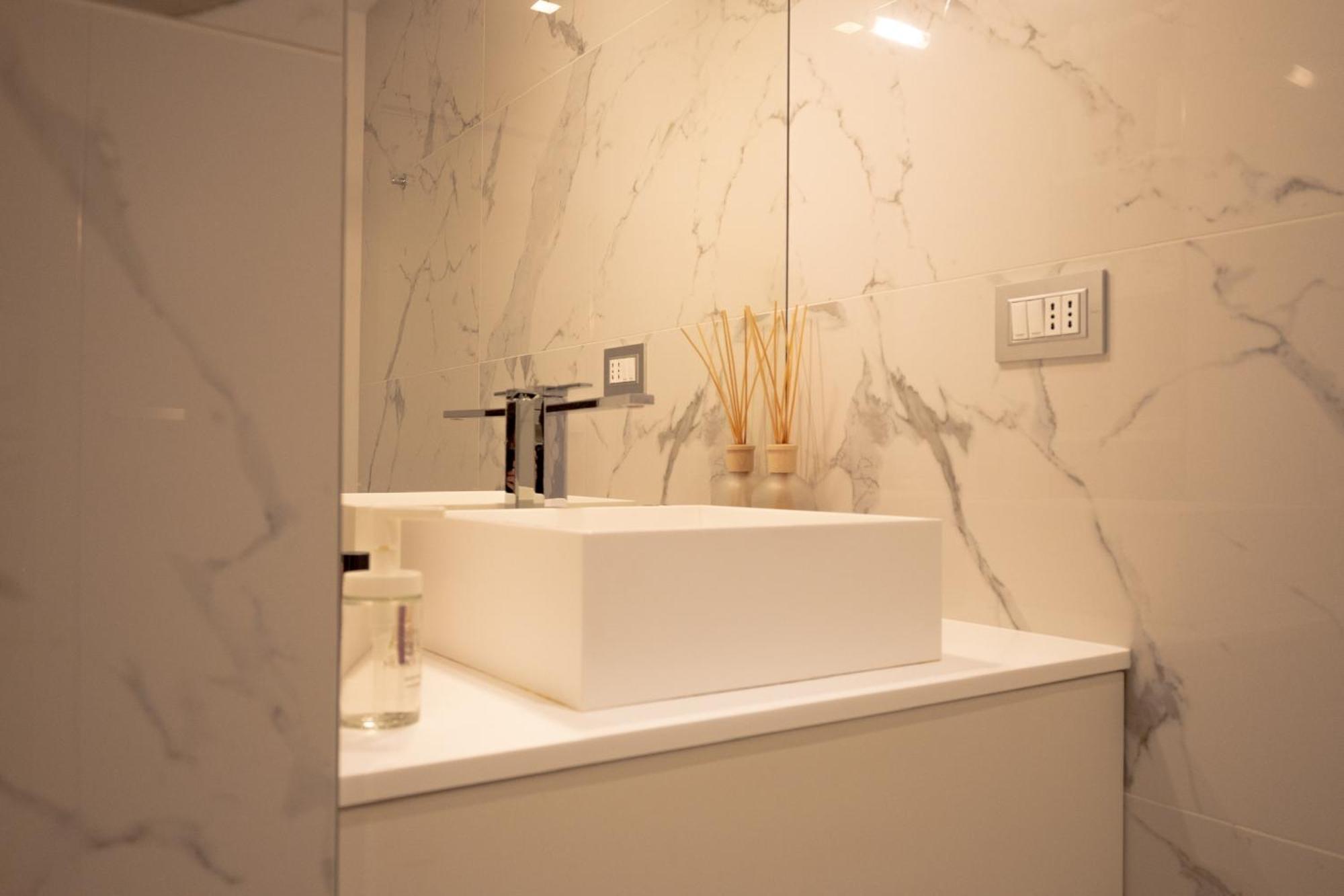 Milanese Lodge/luxury House In The Heart Of Milano