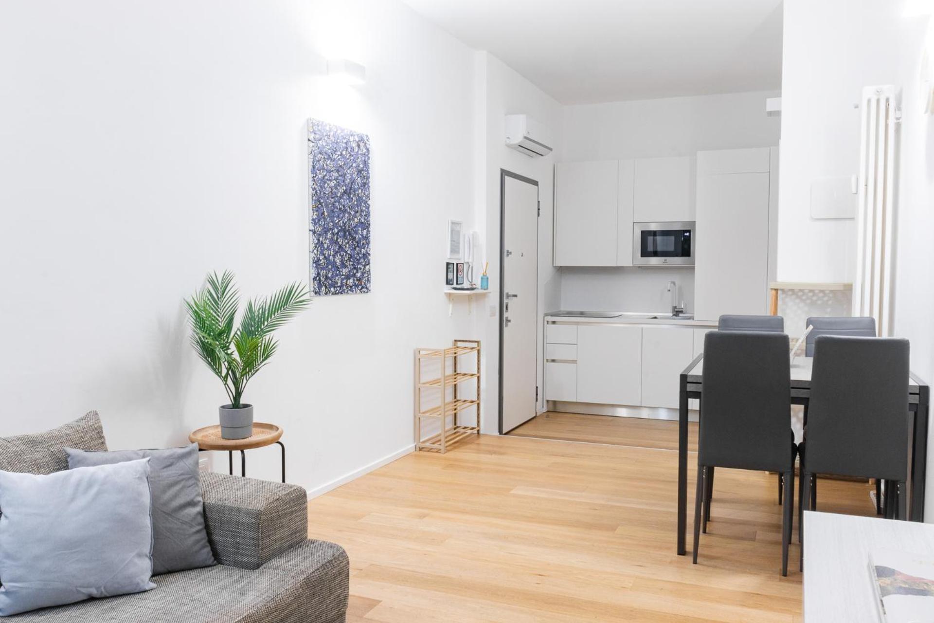 Apartment Fashion & Design - Metro California