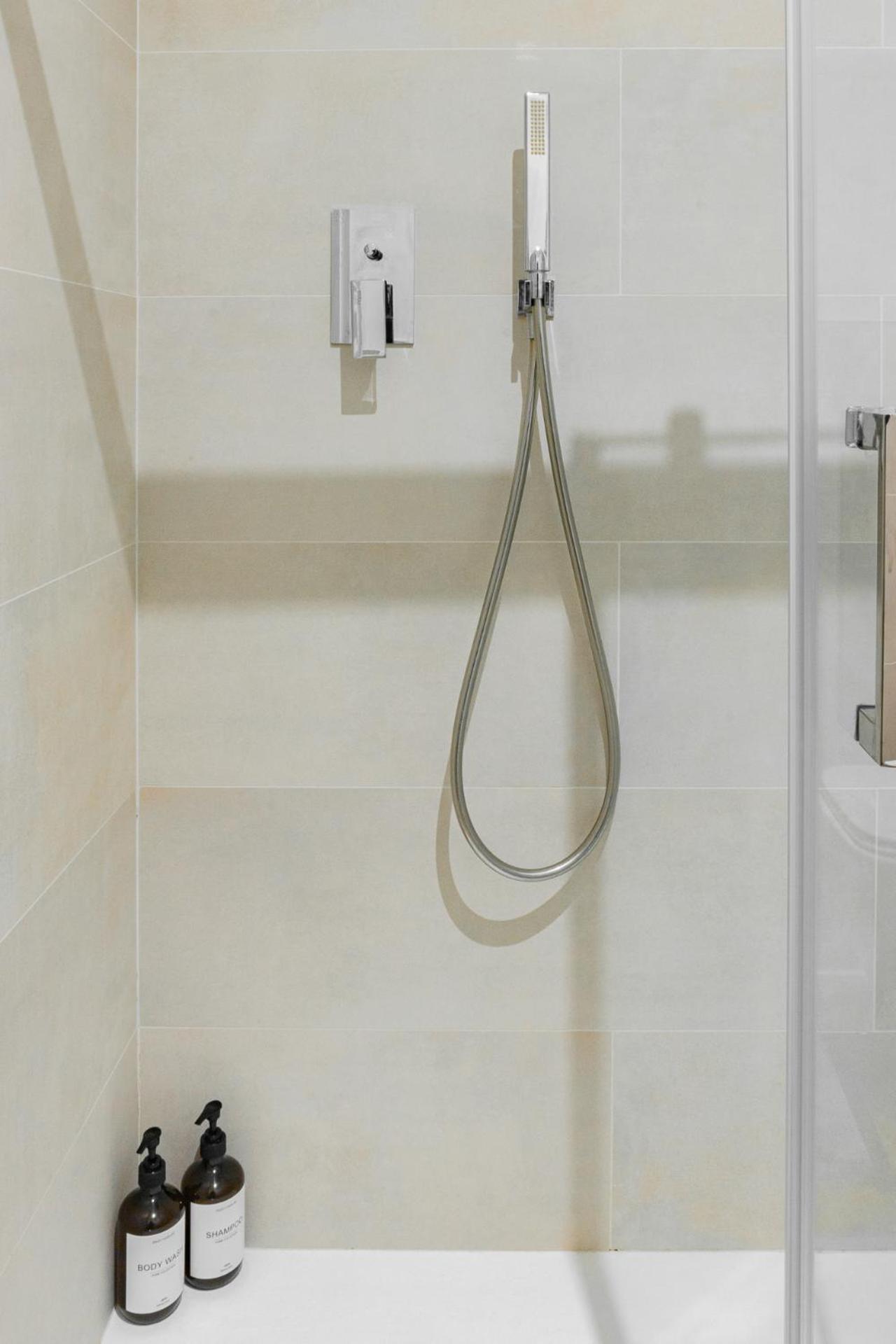 Apartment Fashion & Design - Metro California Milan