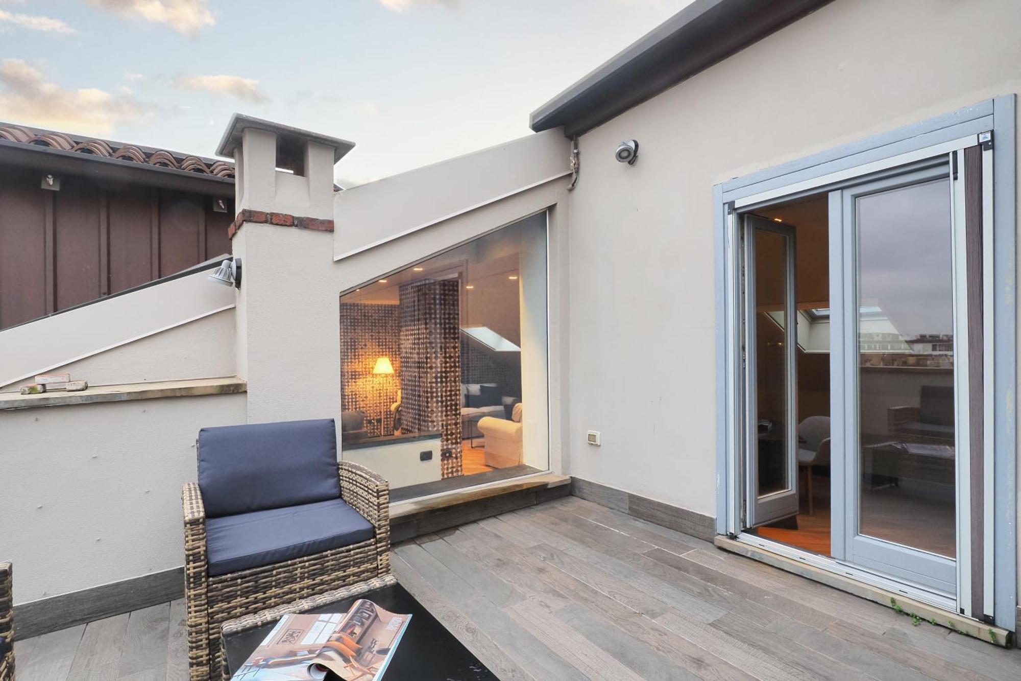 Splendido Attico Con 2 Terrazzi In Brera * Milão