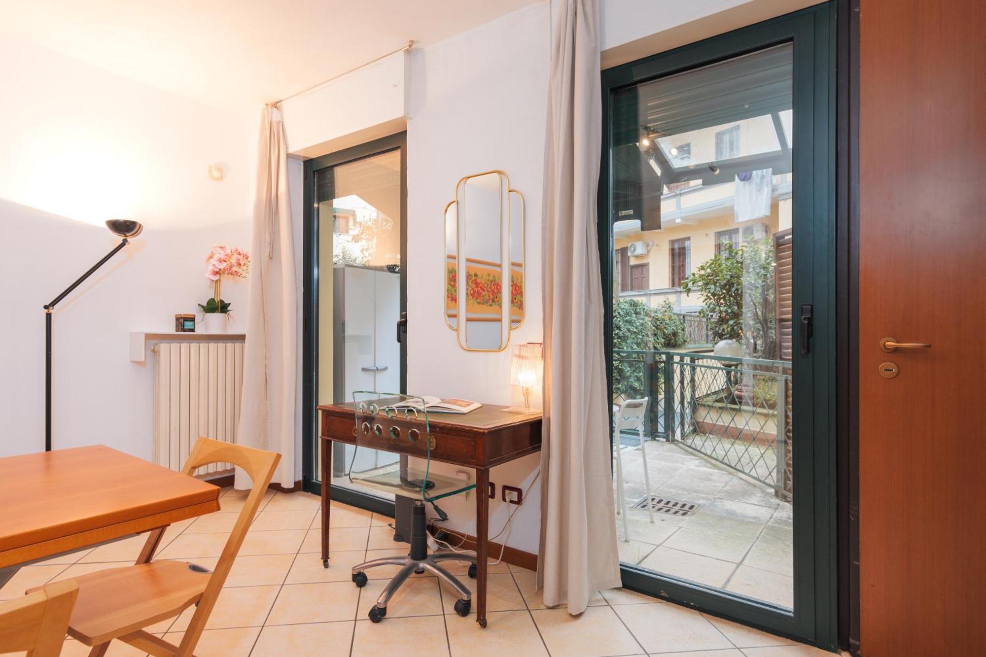 Keys Of Italy - Salutati Stylish Bedroom Apartment