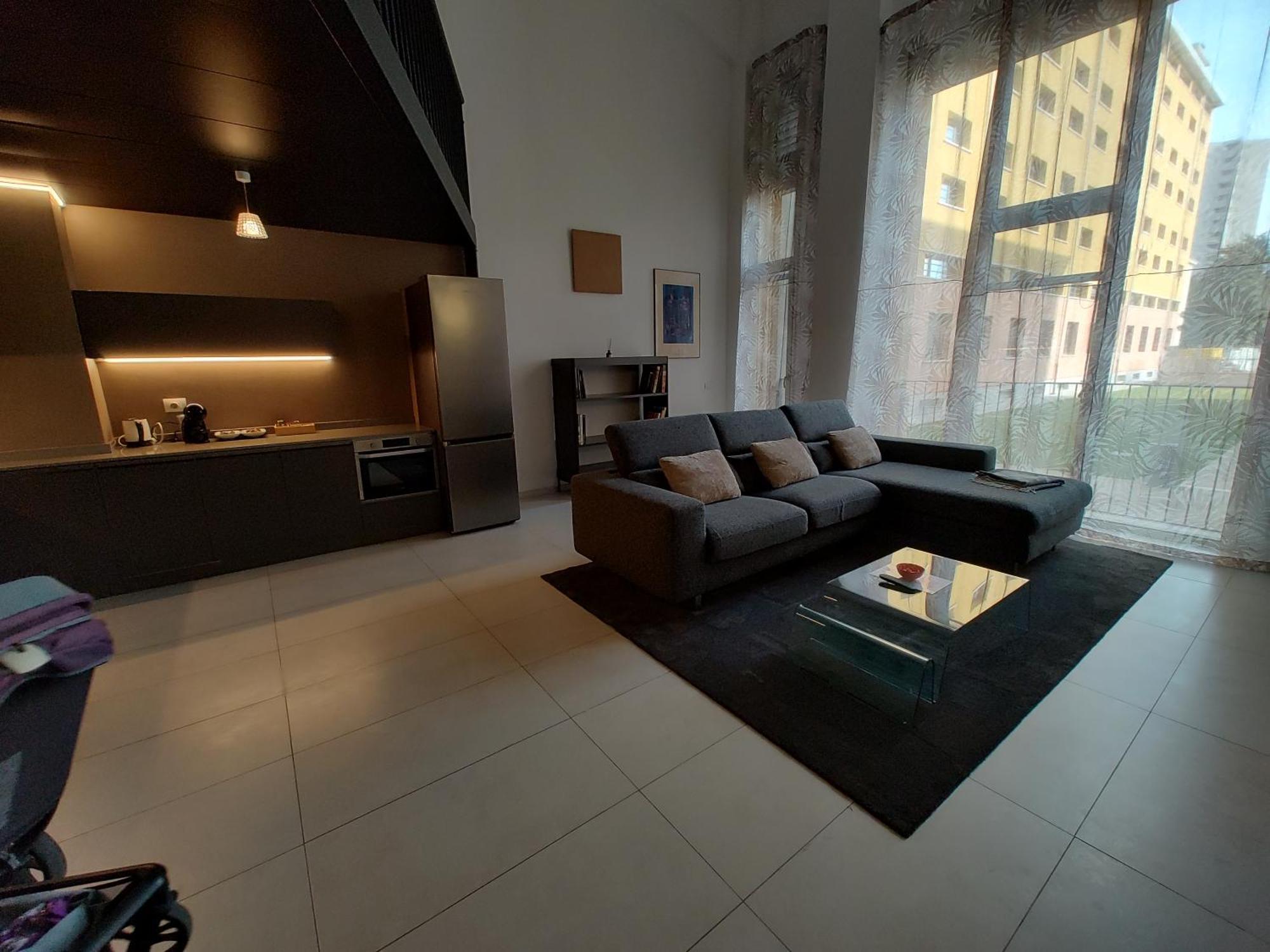 Space Loft - Close To M5 Subway - Free Parking - Sky & Netflix Tv Milão