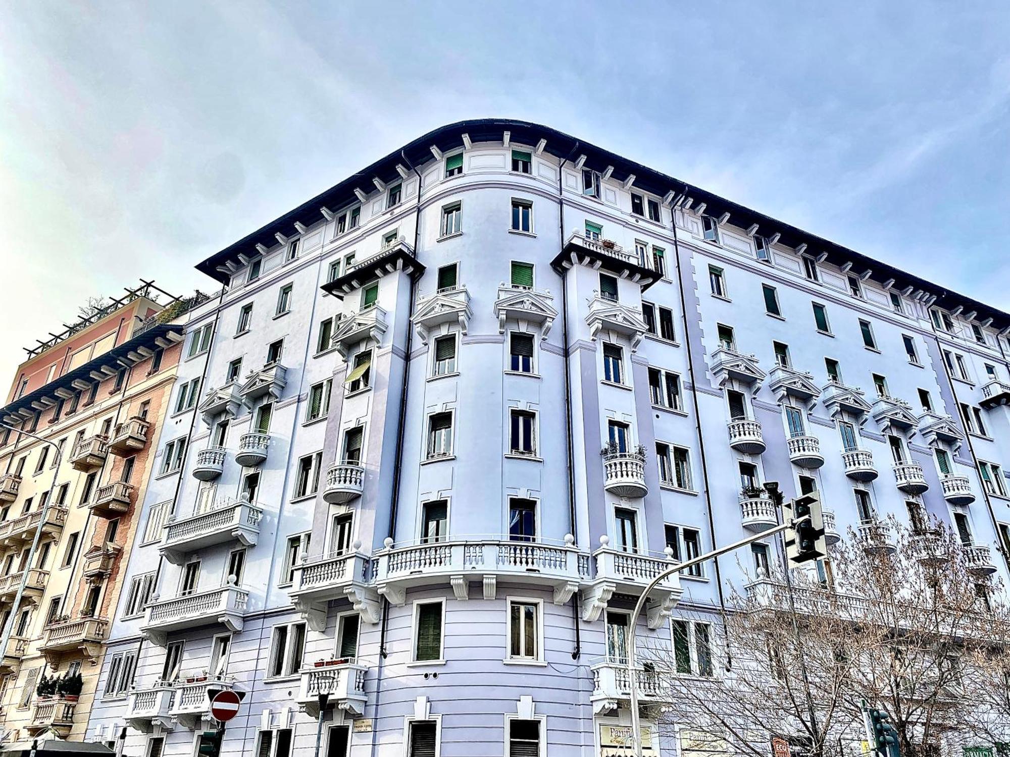 Washington House, Citylife Apartment *