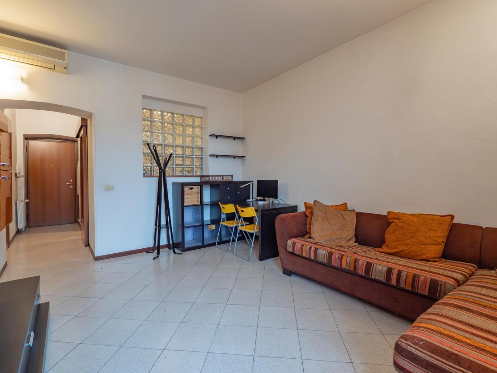 Ampio Biolocale Vicino Stazione Apartment