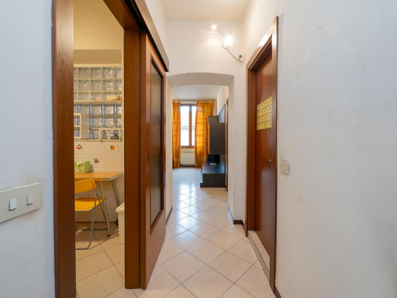 Apartment Ampio Biolocale Vicino Stazione *