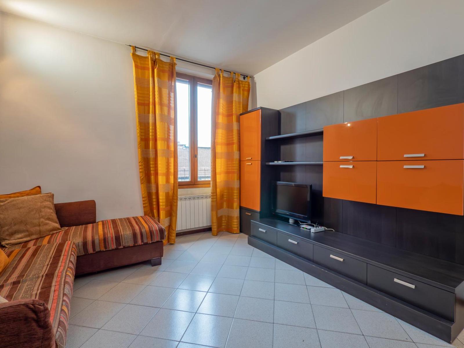 Ampio Biolocale Vicino Stazione Milan