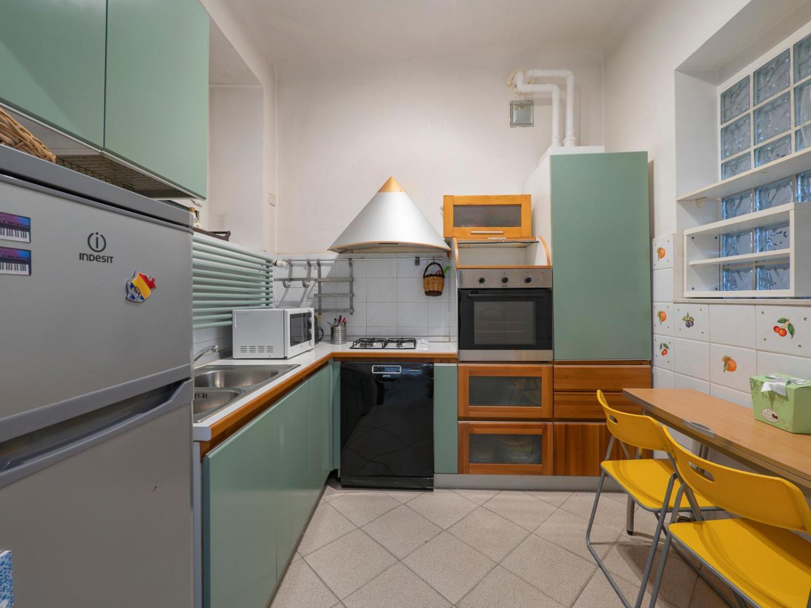 Apartment Ampio Biolocale Vicino Stazione *