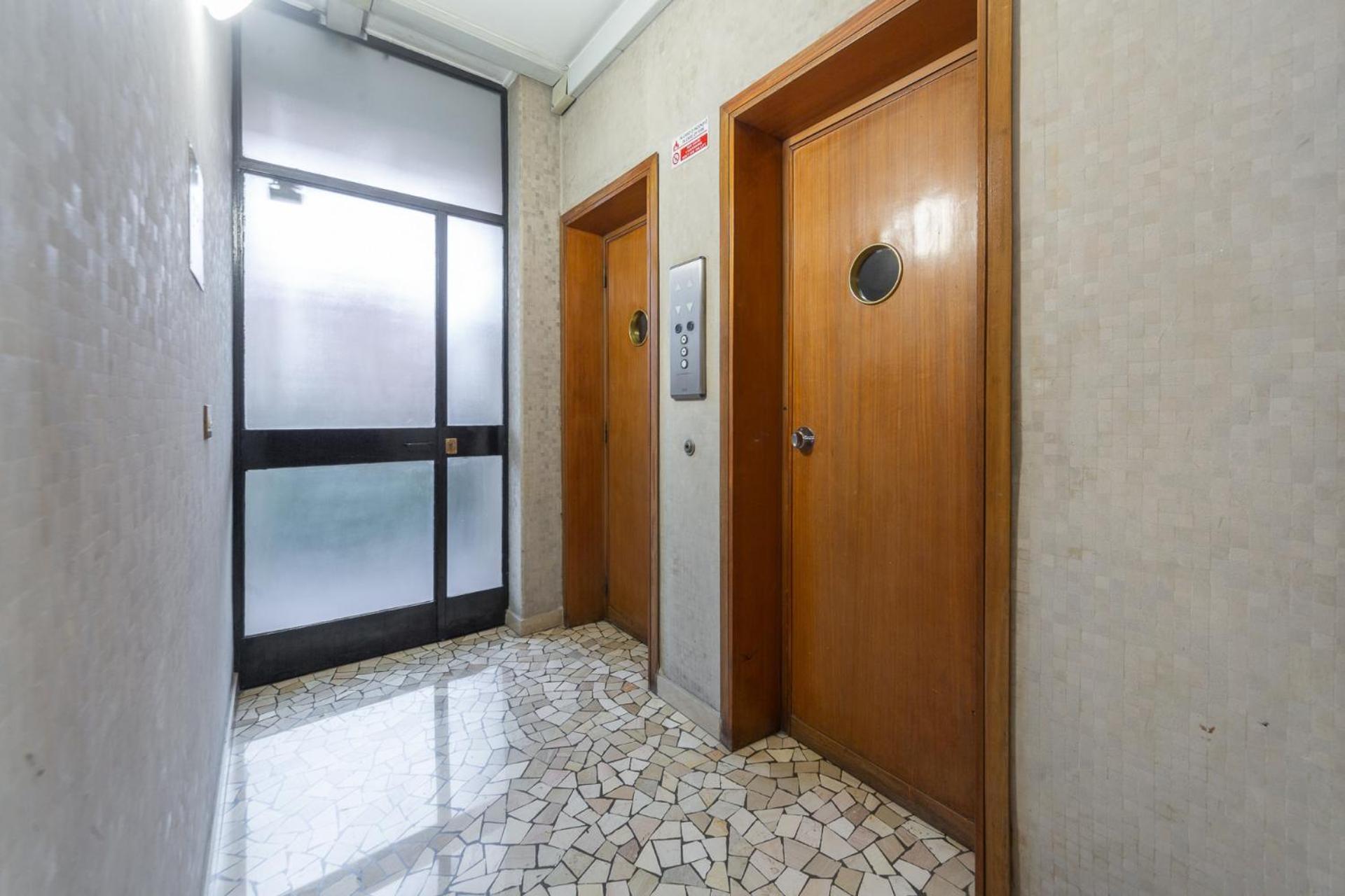 Charming & Bright Near Milan's Fashion District Aparthotel Milan