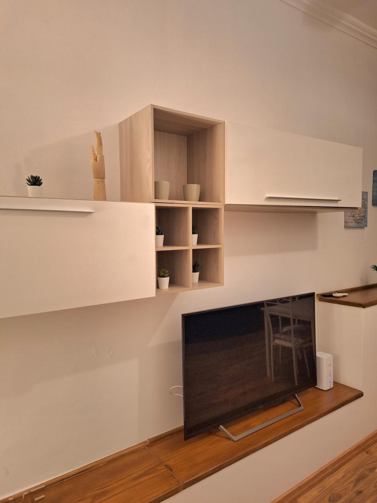 Lambra 103 Apartment
