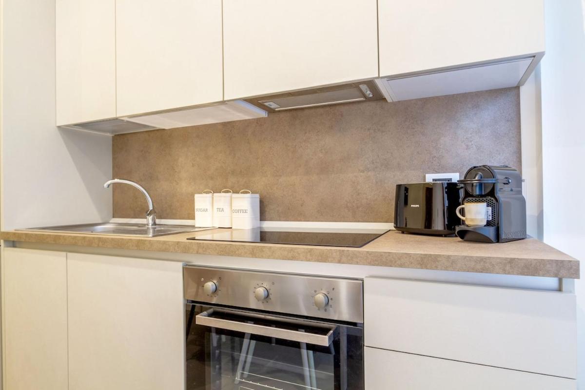 Duomo Stylish Double Near Metro * Milan