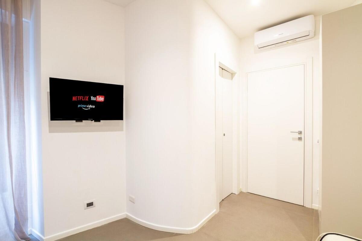 Duomo Stylish Double Near Metro * Milan