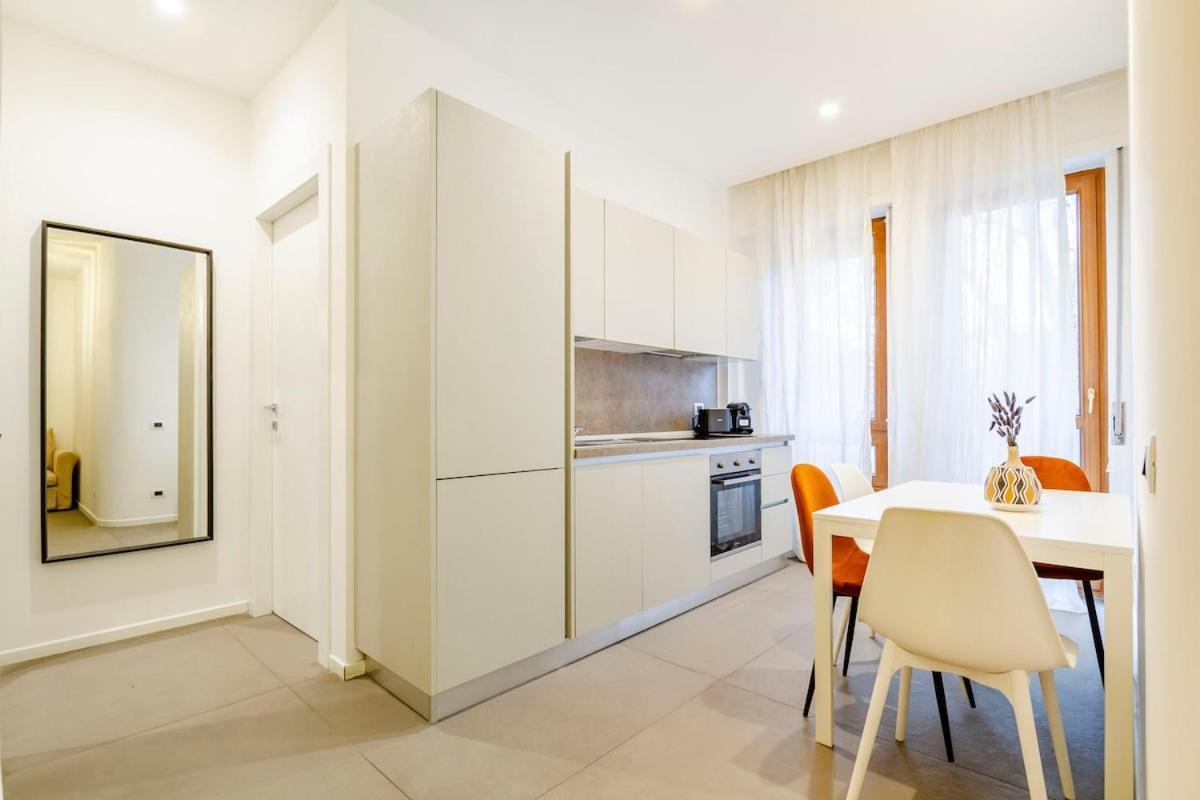 Duomo Stylish Double Near Metro * Milan