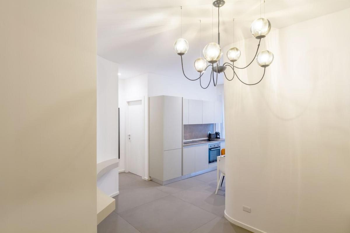 Duomo Stylish Double Near Metro Apartment Milan