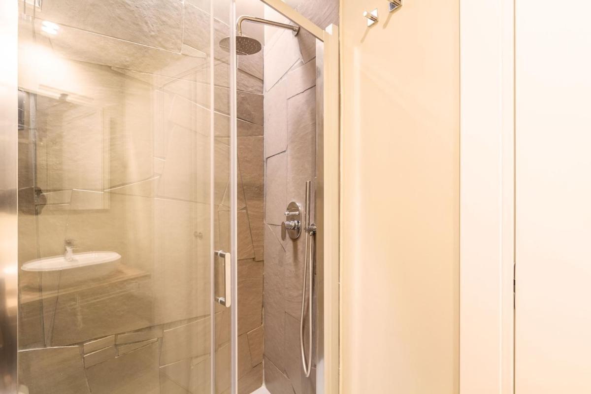 Apartment Duomo Stylish Double Near Metro