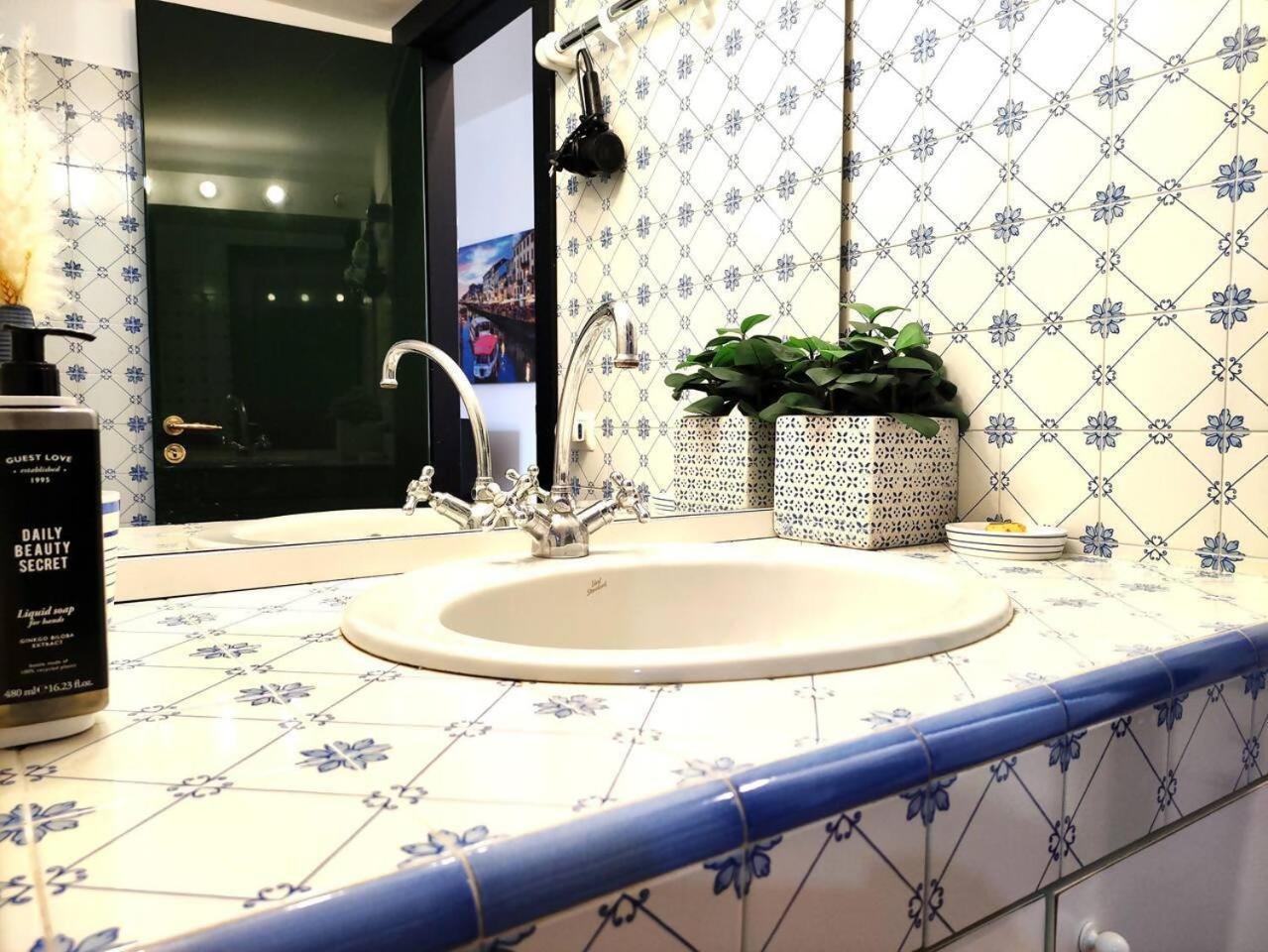 Apartment Bilocale Santagostino Milan