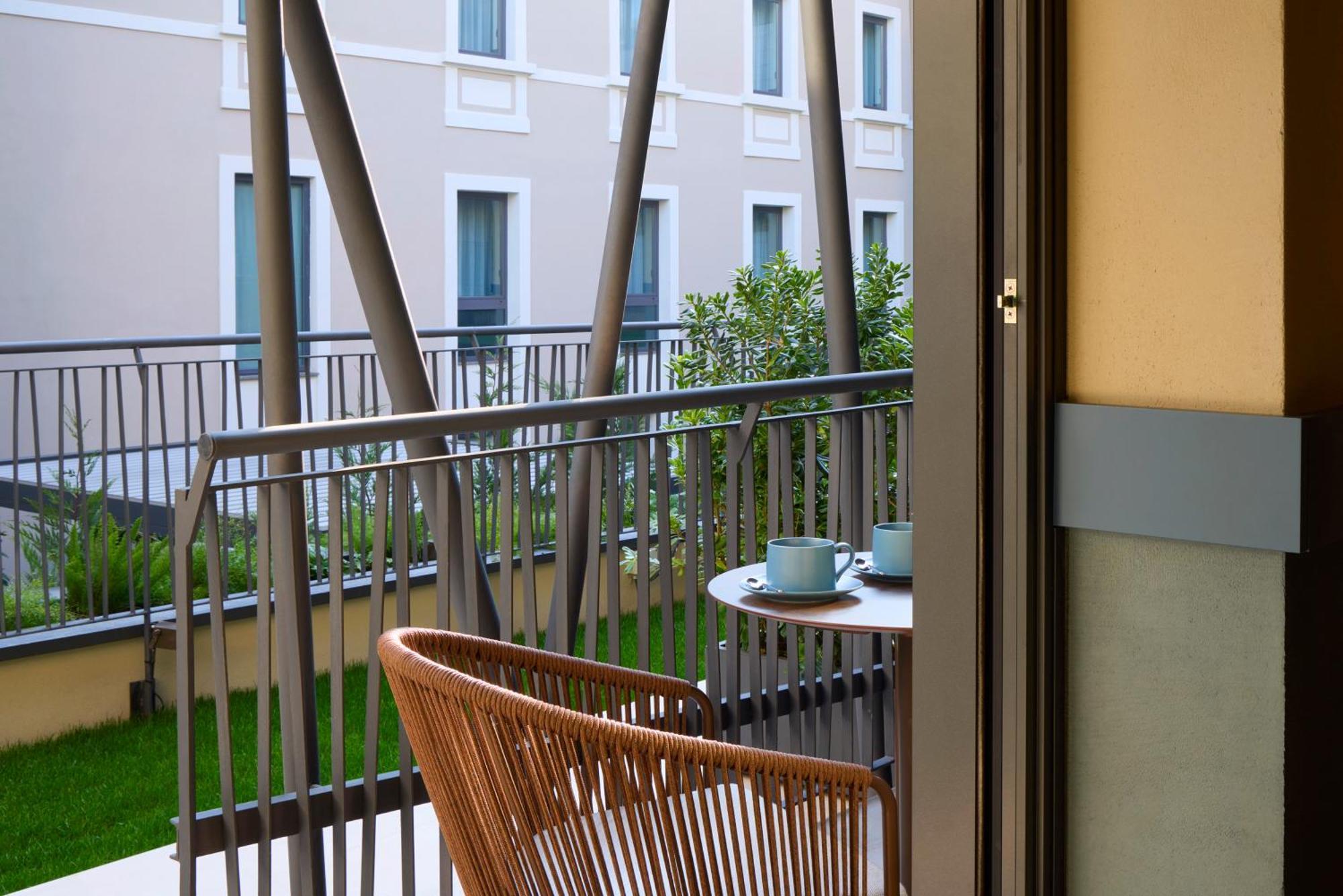 Nemi Hotel Milão