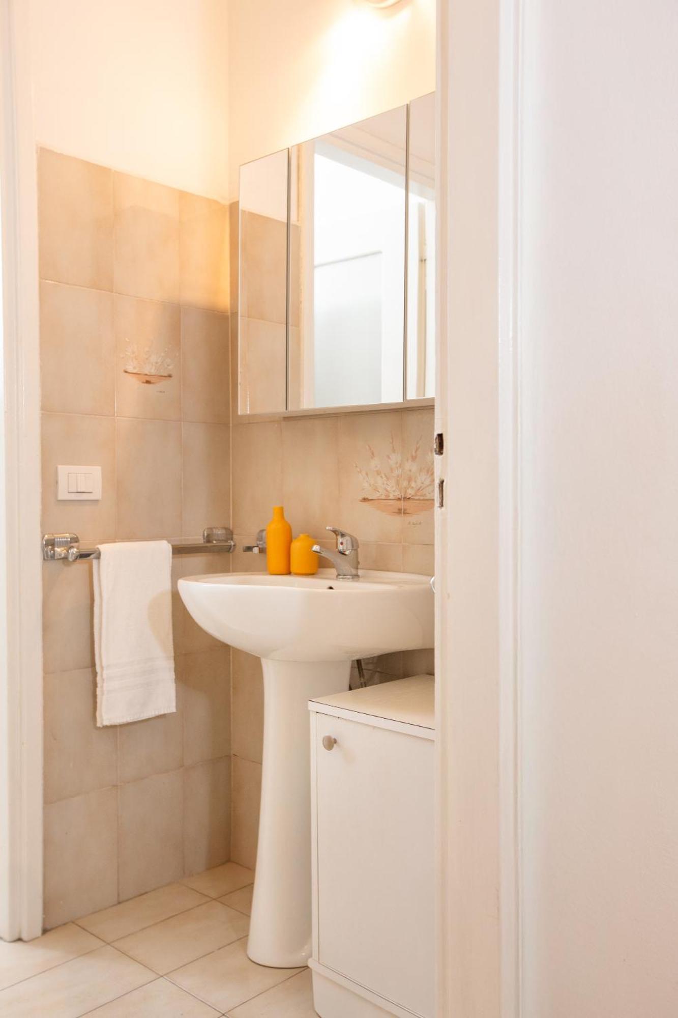 Apartment Galleria Moderna In Porta Romana Milan