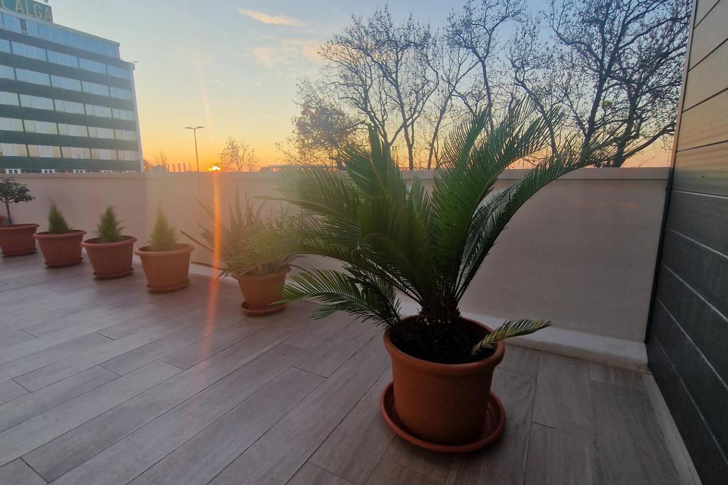 Cozy Flat For Vacation& Business In Famagosta Area *