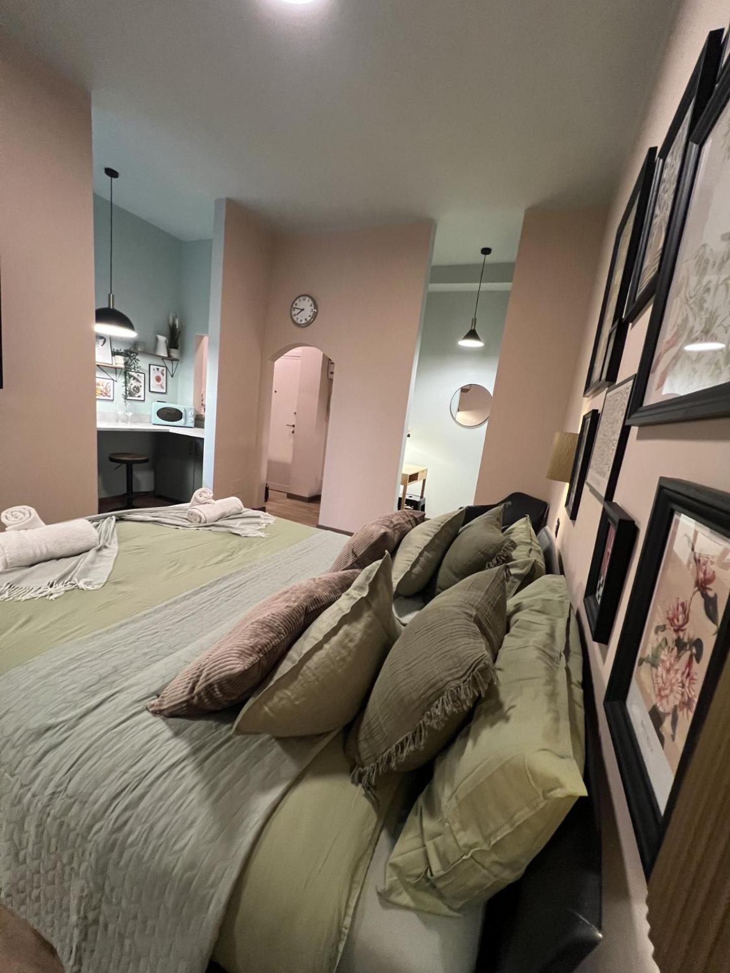 Apartment Charme And Cozy 3 Km Away From Duomo Milan