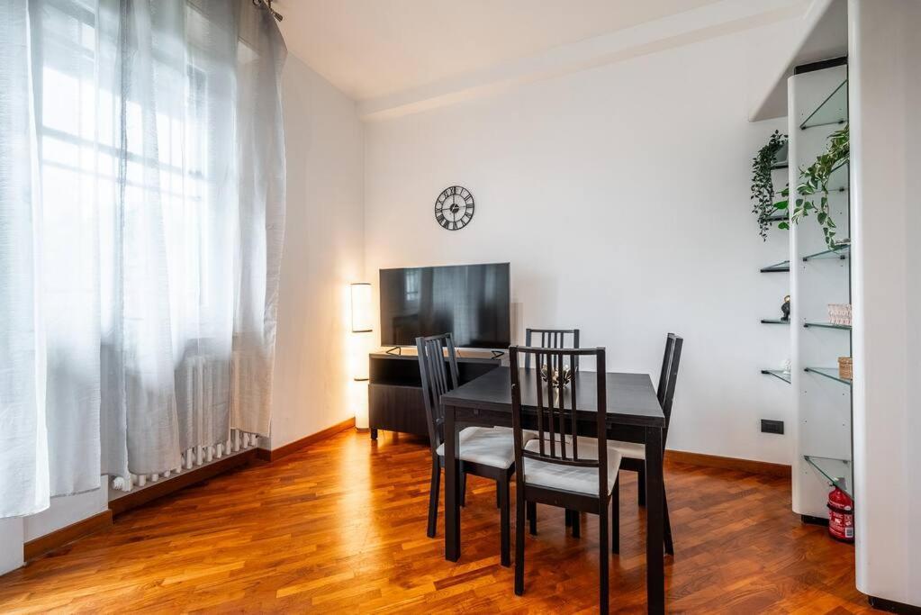 Carrobbio's Nest - Elegant With Wifi And Netflix Apartment